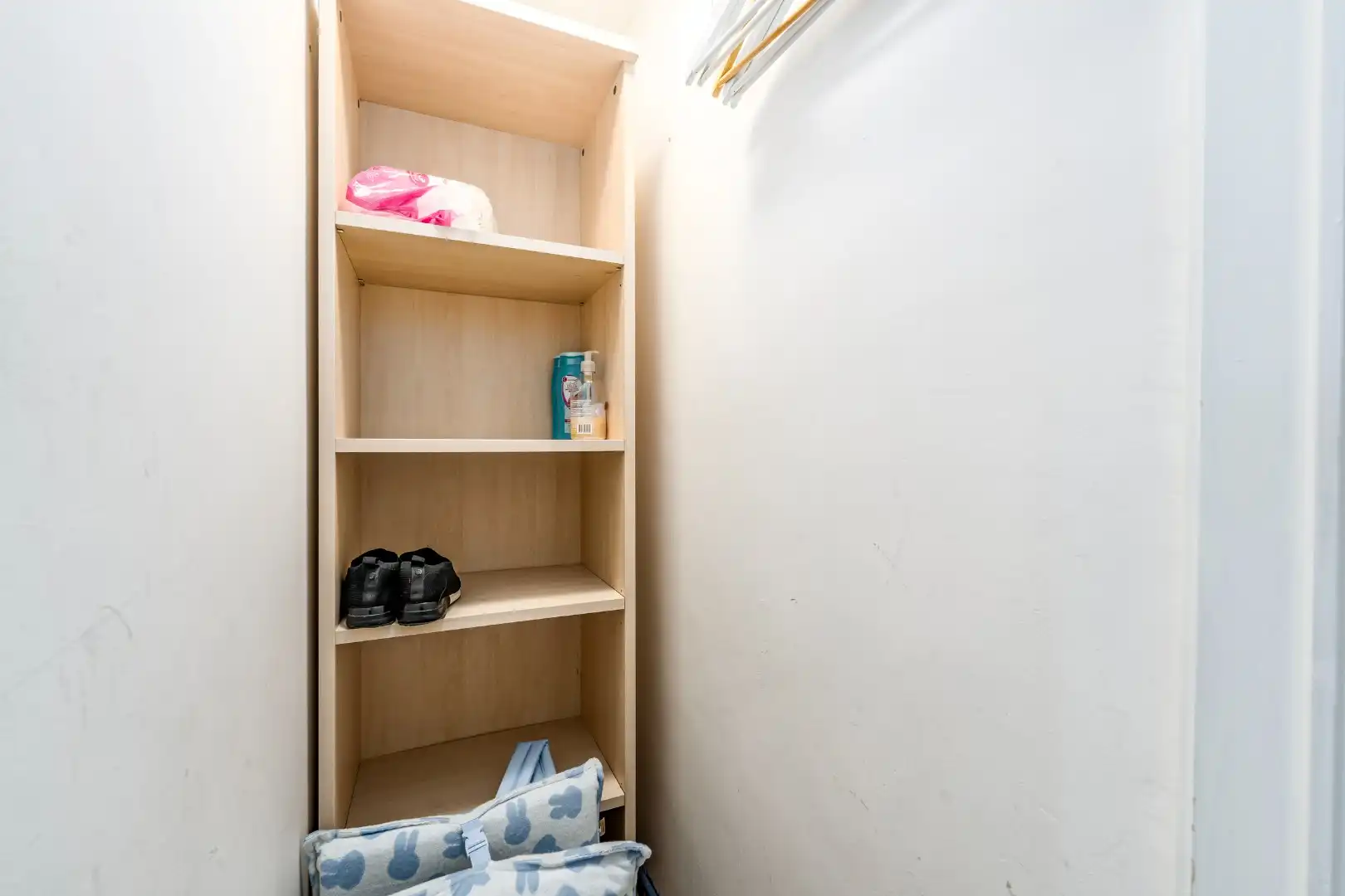 Stijlvol vernieuwd appartement, midden in het stad met lateraal zeezicht! foto 10