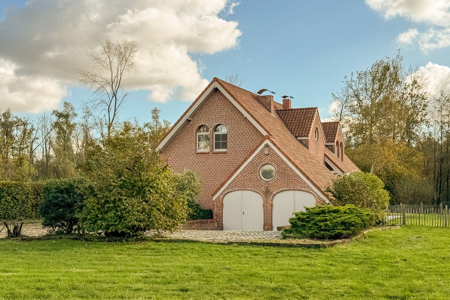 Landelijke charme villa met prachtige tuin grenzend aan natuurgebied foto 25