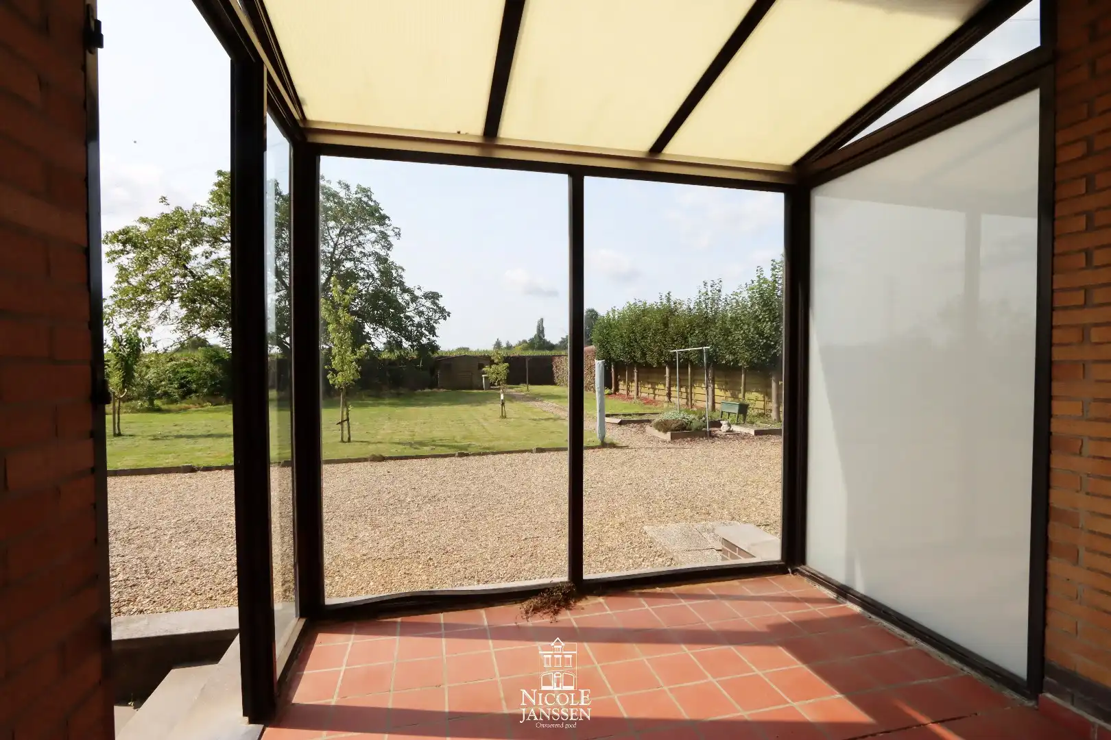 Vrijstaande gezinswoning met drie slaapkamers in een rustige omgeving  foto 9