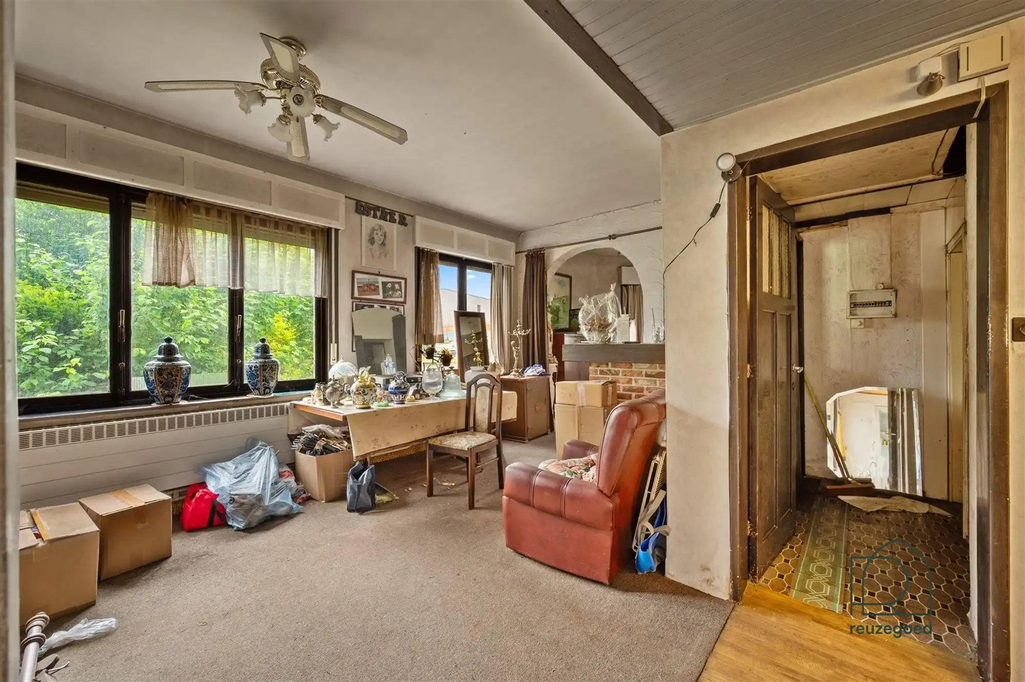 Te renoveren huis (tweewoonst)  met mogelijkheid tot 2 bouwgronden foto 14