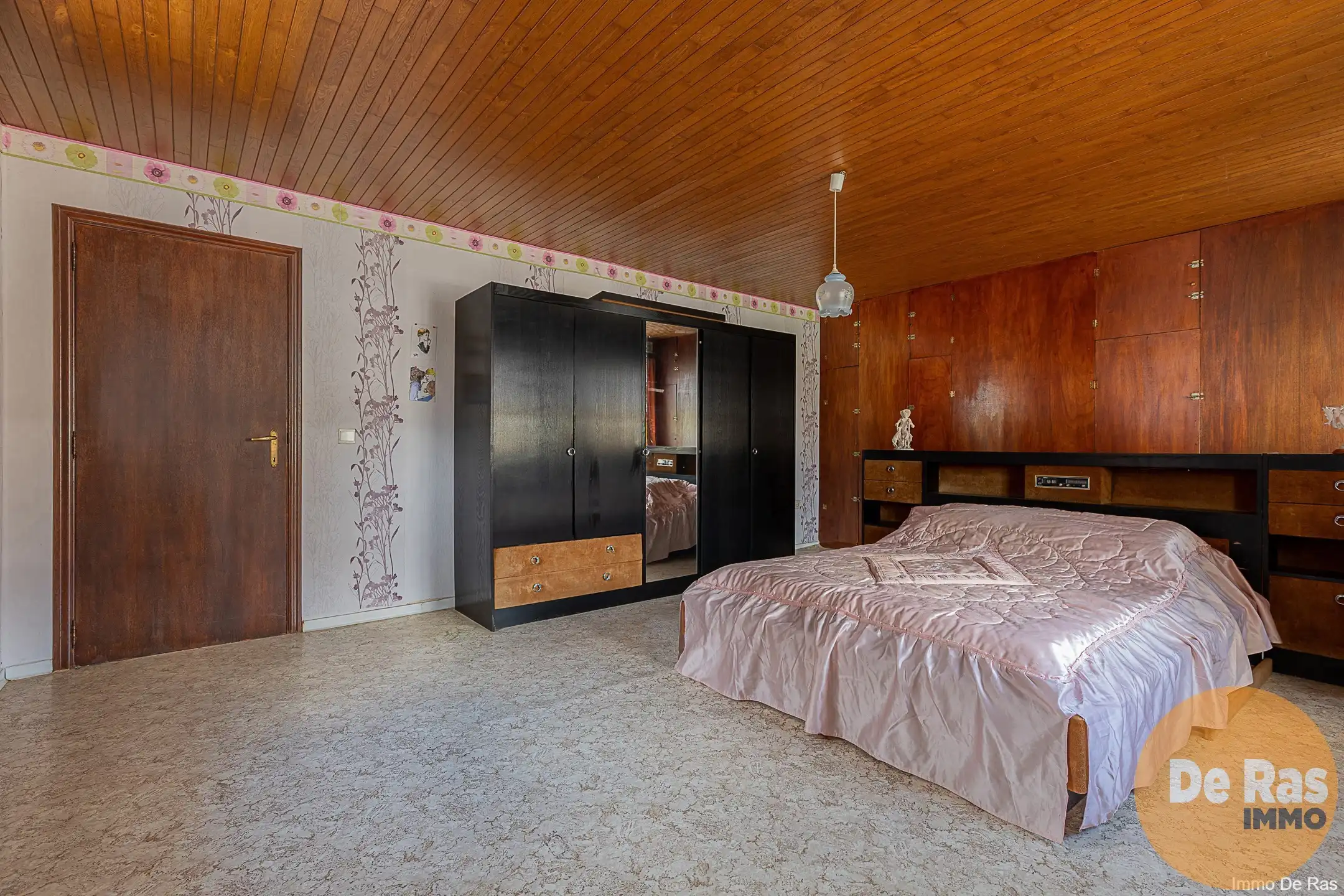 LIEDEKERKE Solide HOB op toplocatie met 3 slp/tuin en garage foto 15