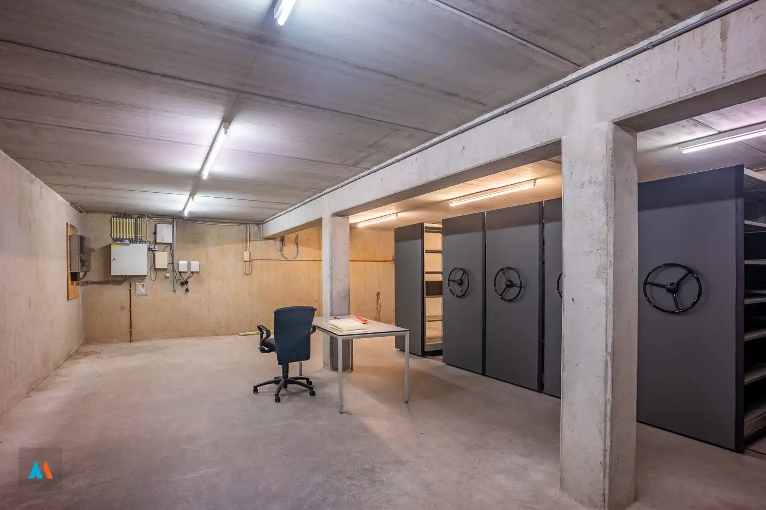 Kantoorgebouw foto 12