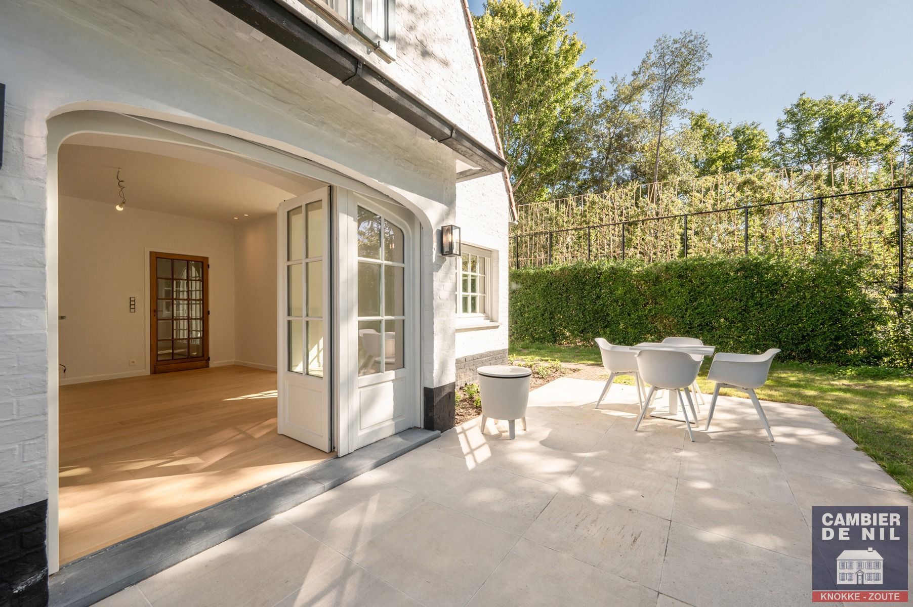 Gerenoveerde, ongemeubelde koppelvilla mmet zuidgerichte tuin - Zoute foto 16