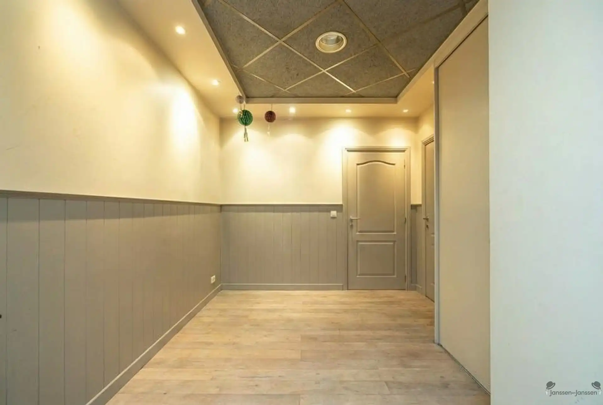 Gezinswoning met 2 (mog. 4) slaapkamers, garage en ruime tuin in Maria ter Heide foto 7