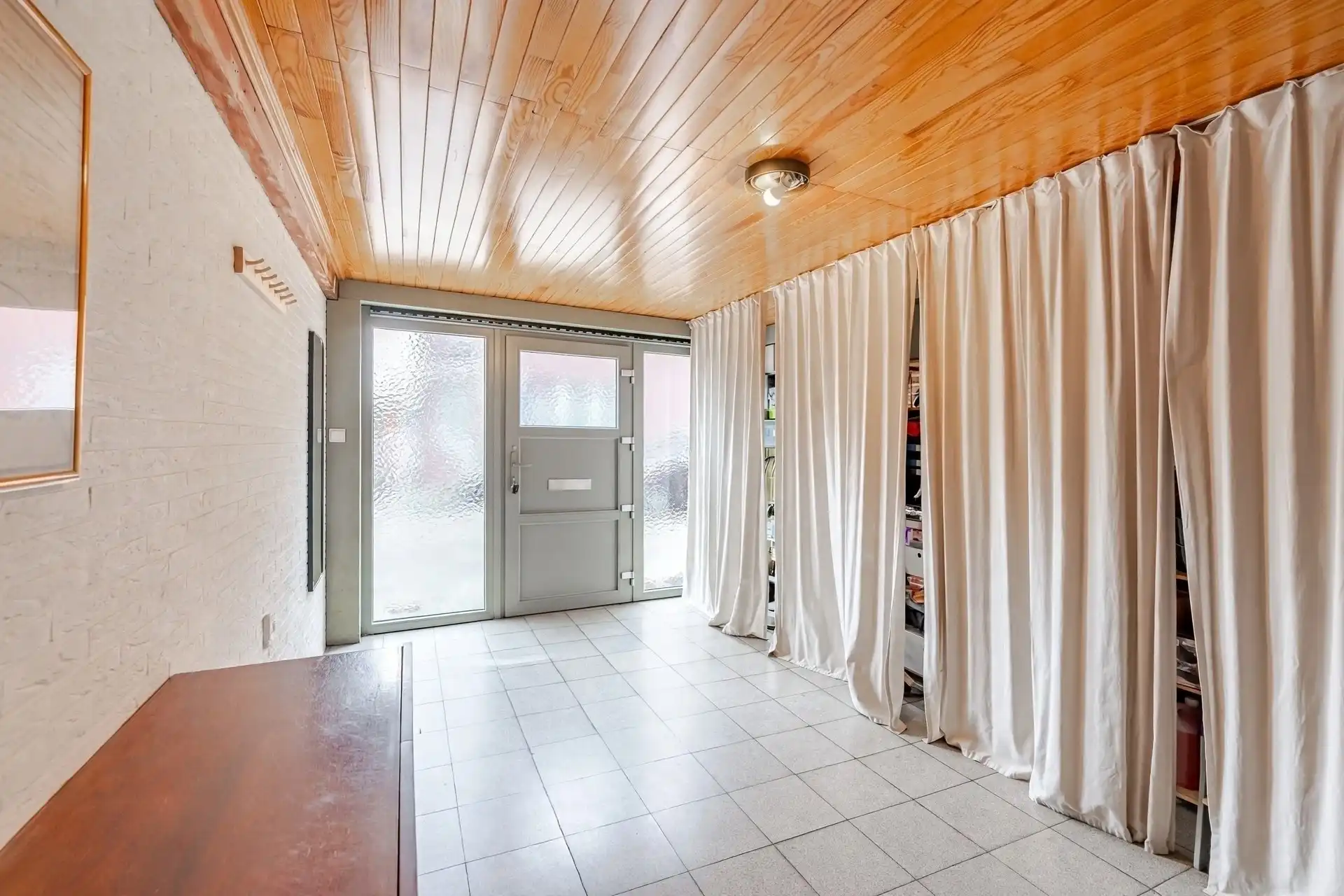 Fijne instapklare rijwoning met 3 kamers in centrum Wetteren foto 11