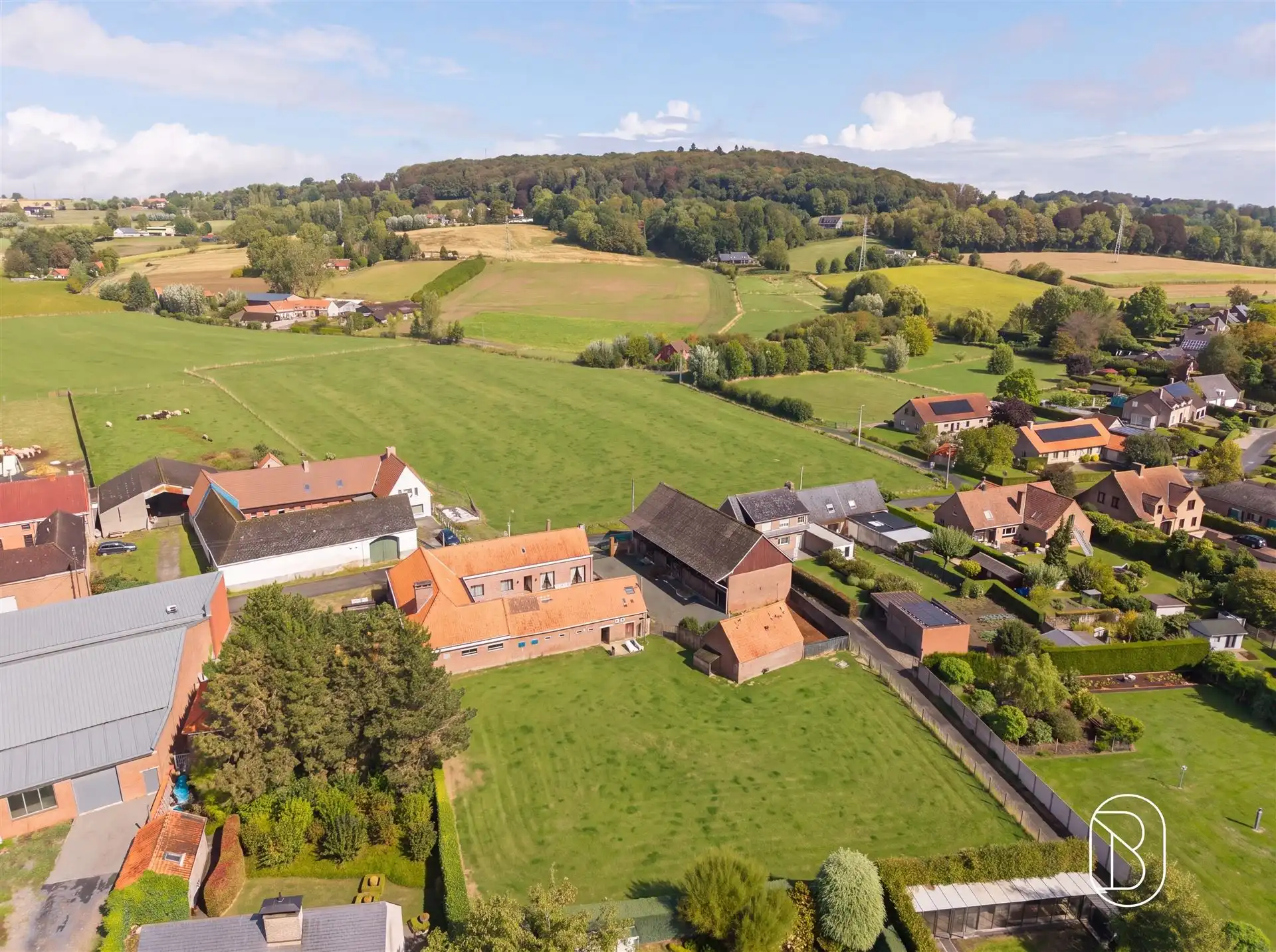 Op te frissen vierkantshoeve op 2.810 m² te Ronse foto 21