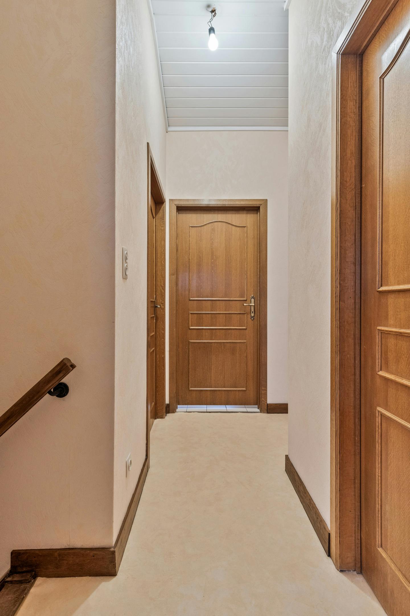 Halfopen woning met 4 slpk en mooie tuin te koop in Kapellen foto 12