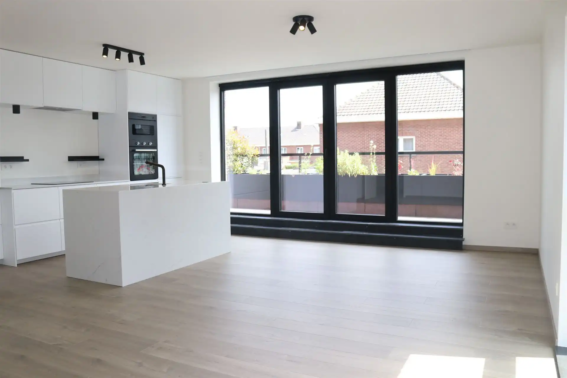 Appartement met 1 slaapkamer en groot terras foto 5