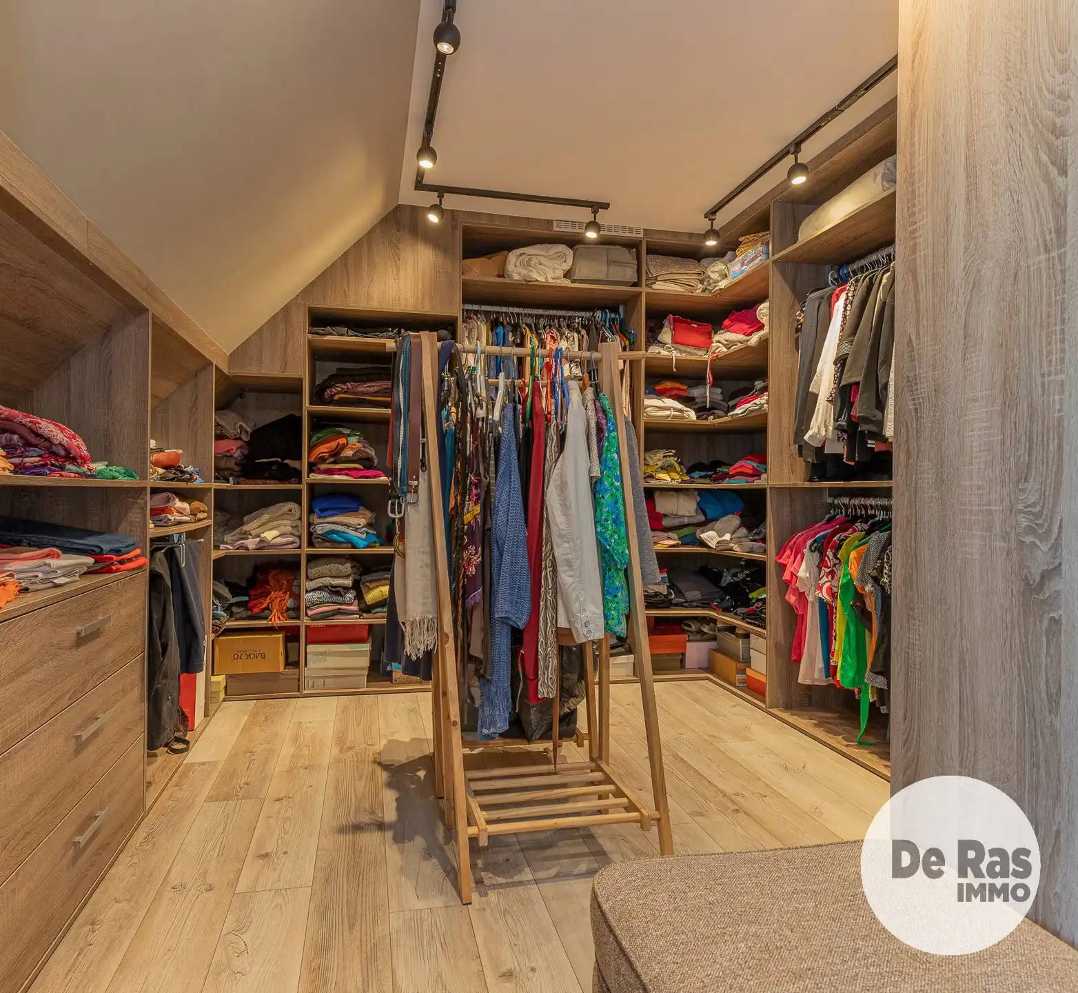 HAALTERT - Recente woning met alle comfort en mooie tuin foto 17