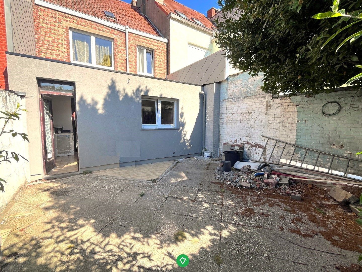 Comfortabel, op te knappen woonhuis met zonnige tuin, welgelegen in rustige buurt. foto 8