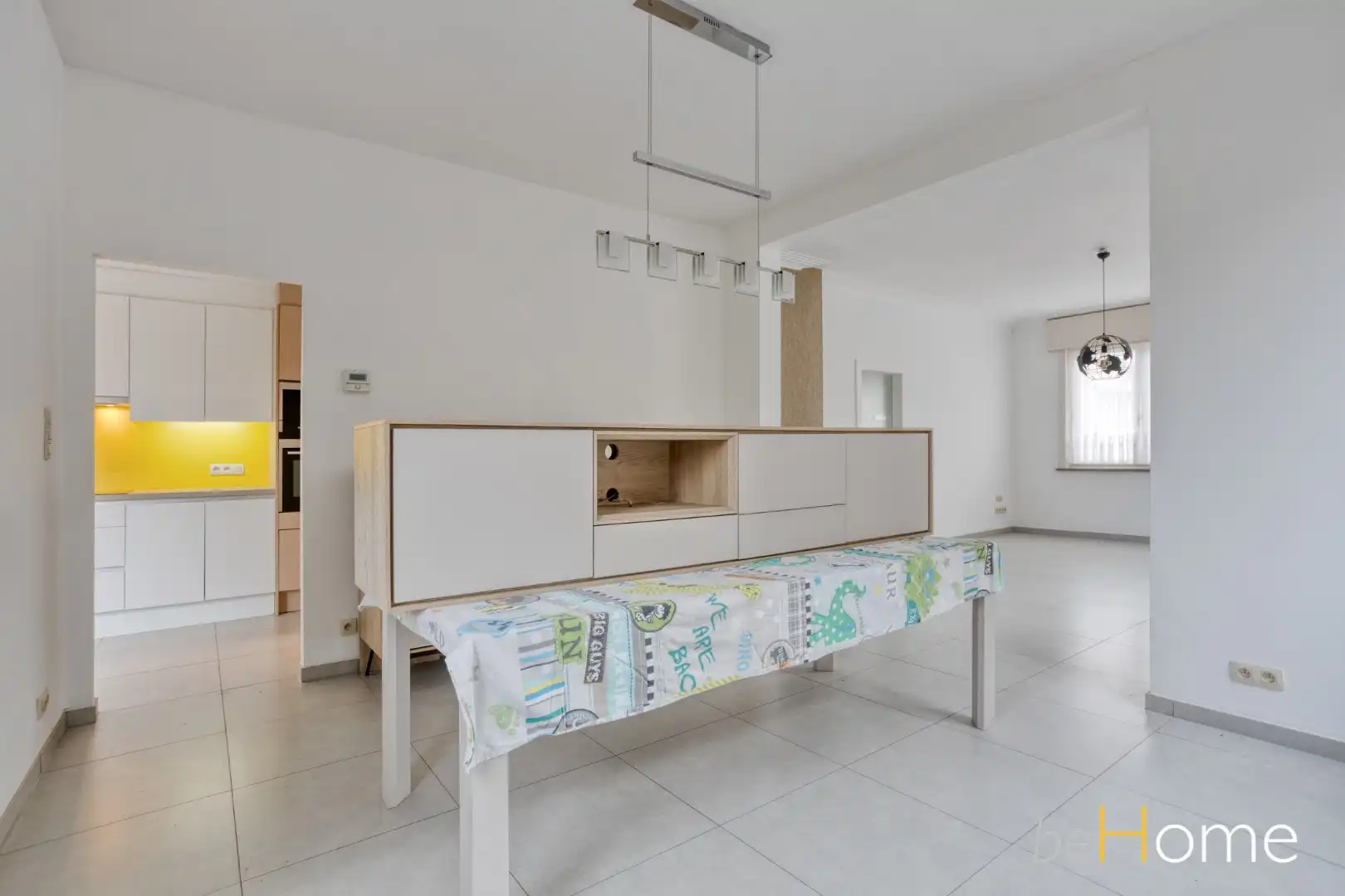 TE HUUR - Instapklare halfopen bebouwing in hartje Merchtem - Welkom Home! foto 9