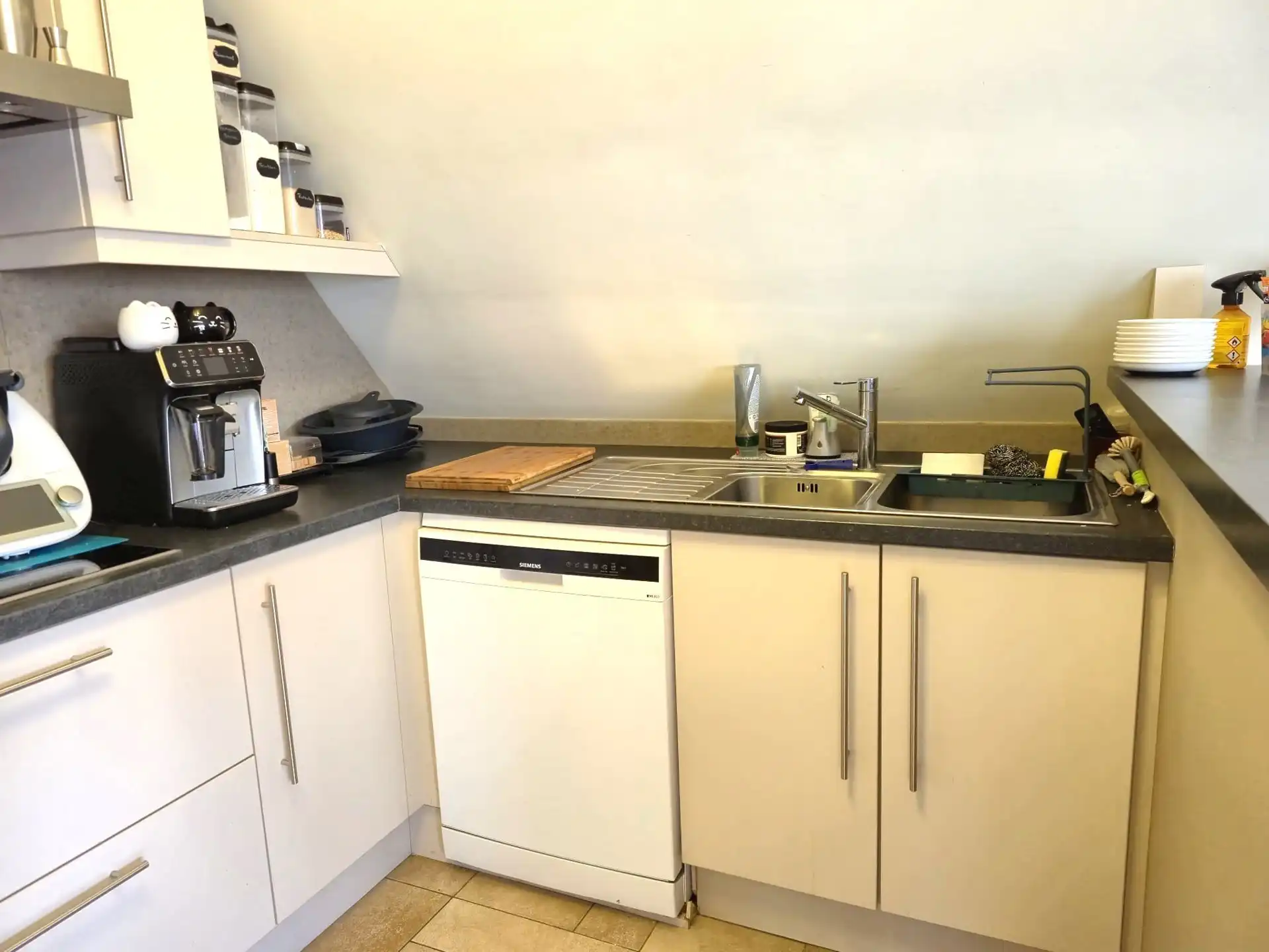 Appartement te koop foto 8