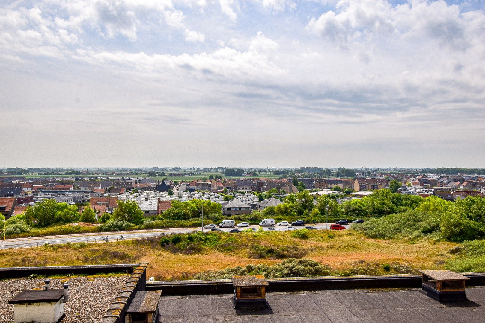 Instapklaar appartement met frontaal zeezicht foto 11