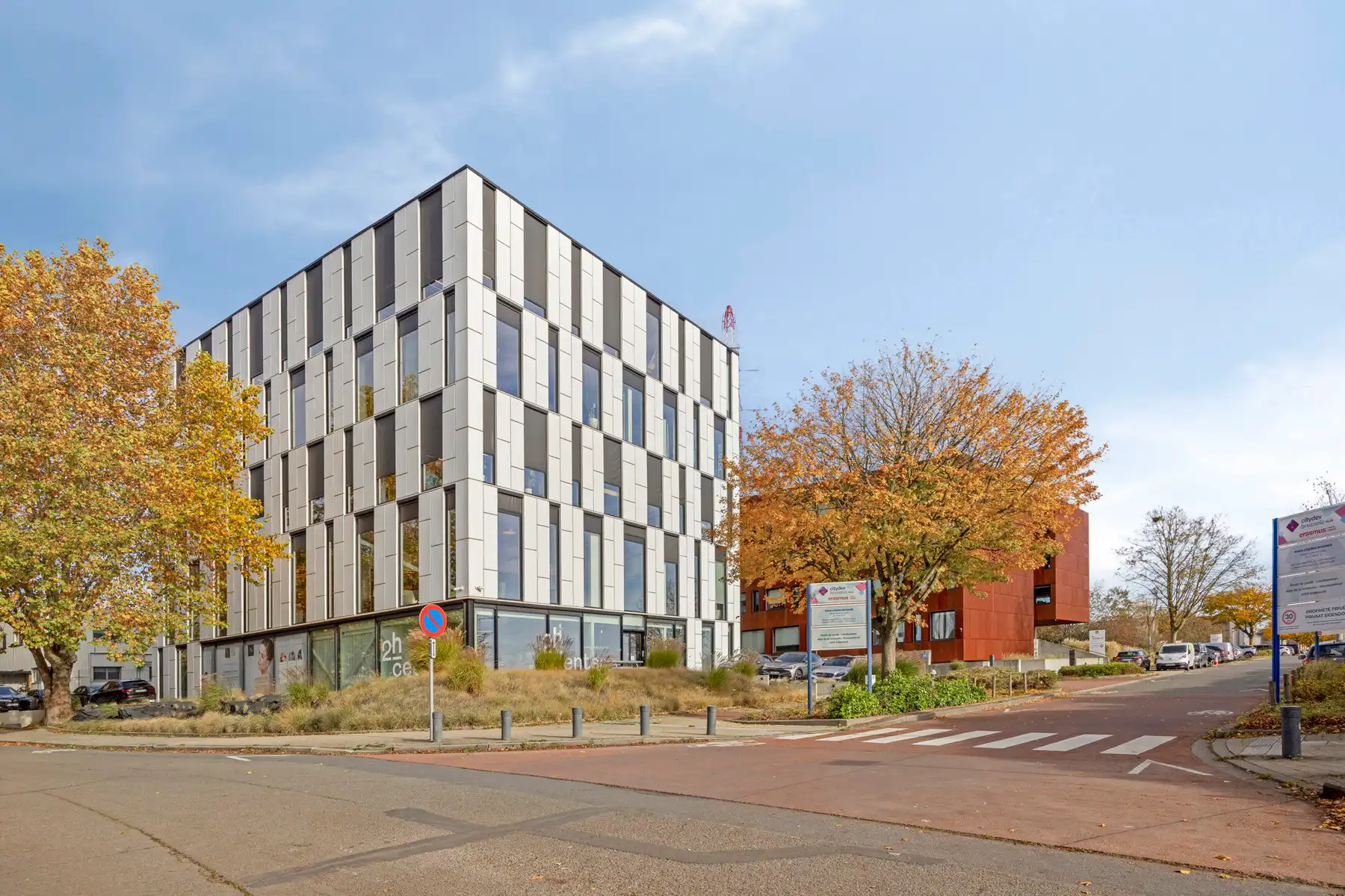 Praktrijkruimtes in multidisciplinair health center foto 2