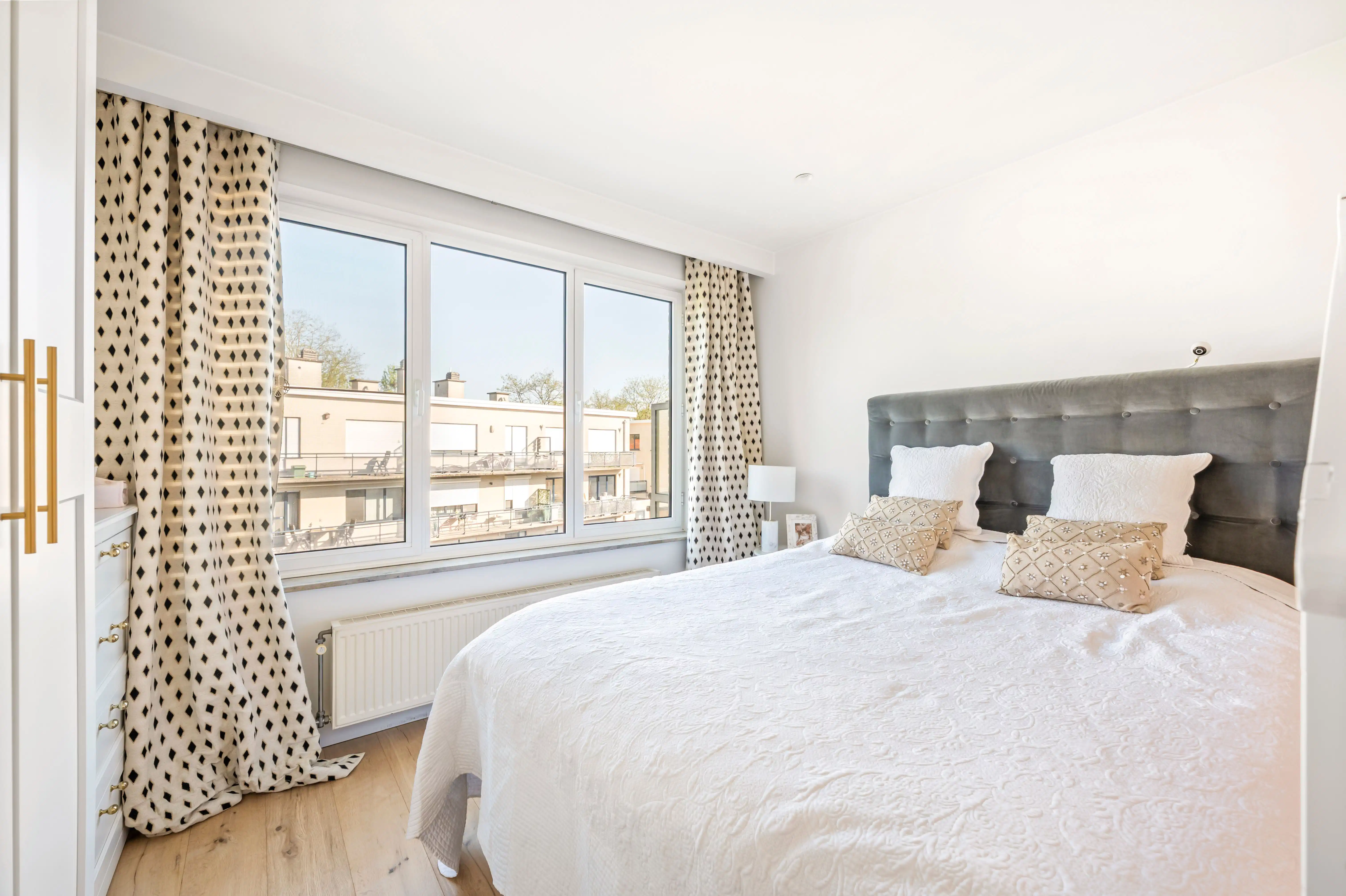 Instapklaar appartement met zonnig terras en garagebox in Brasschaat! foto 15