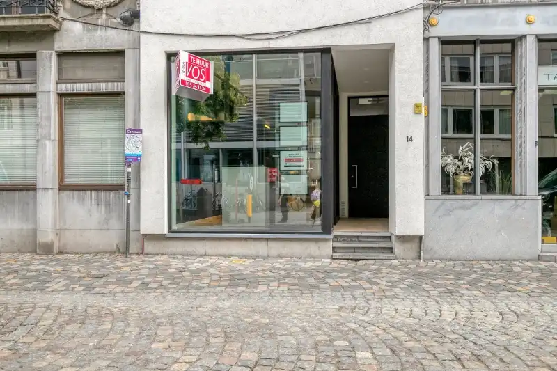 Commerciële toplocatie met uitzonderlijke flexibiliteit foto 2