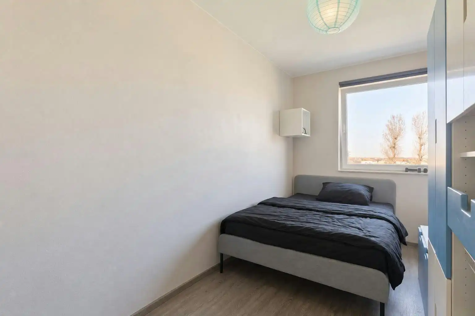 Lichtrijk appartement te koop met twee slaapkamers. foto 9