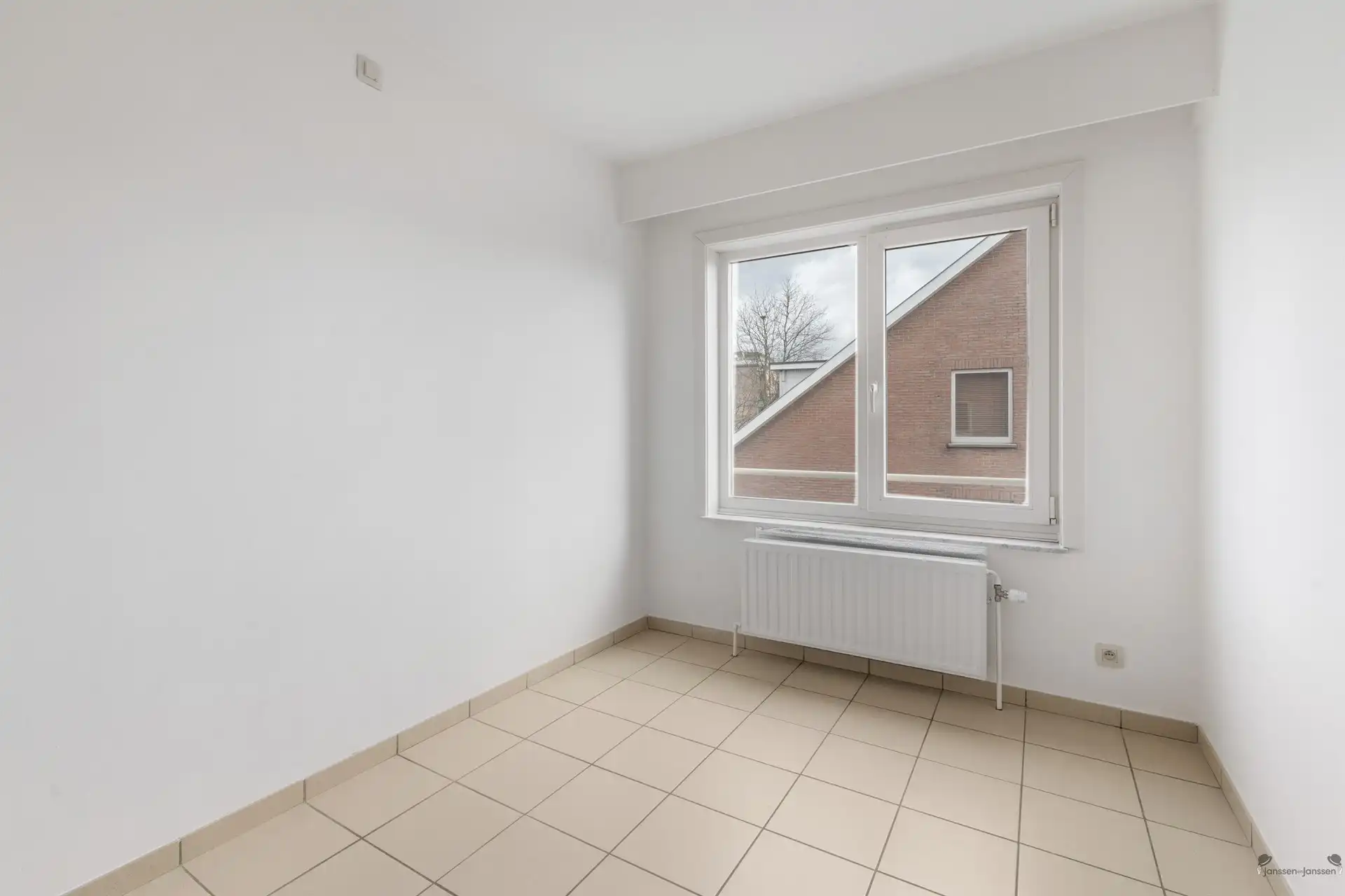 Vers gerenoveerd appartement op toplocatie in Hasselt foto 8