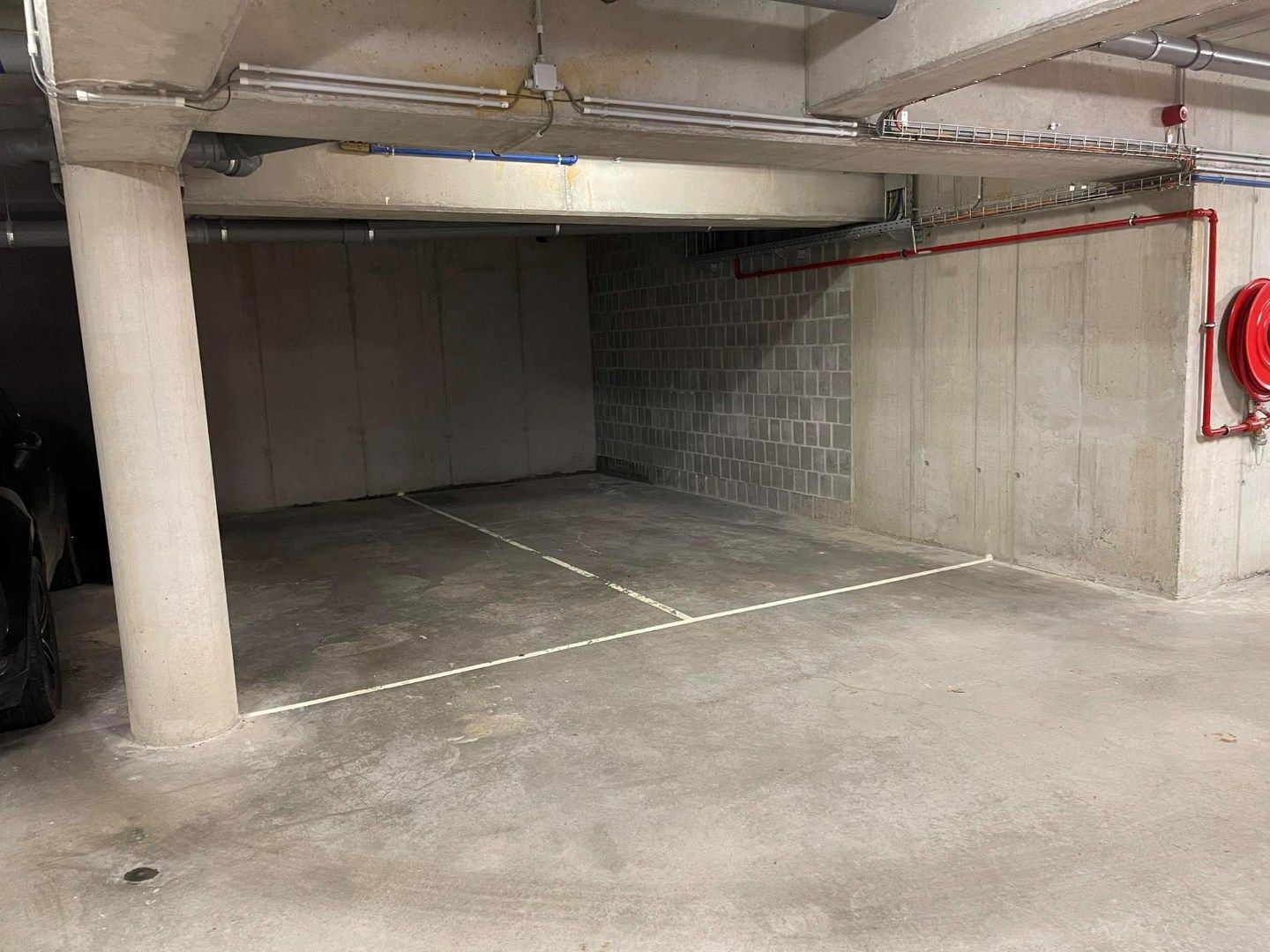 Ondergrondse parkeerplaats te koop centrum Halle foto 3