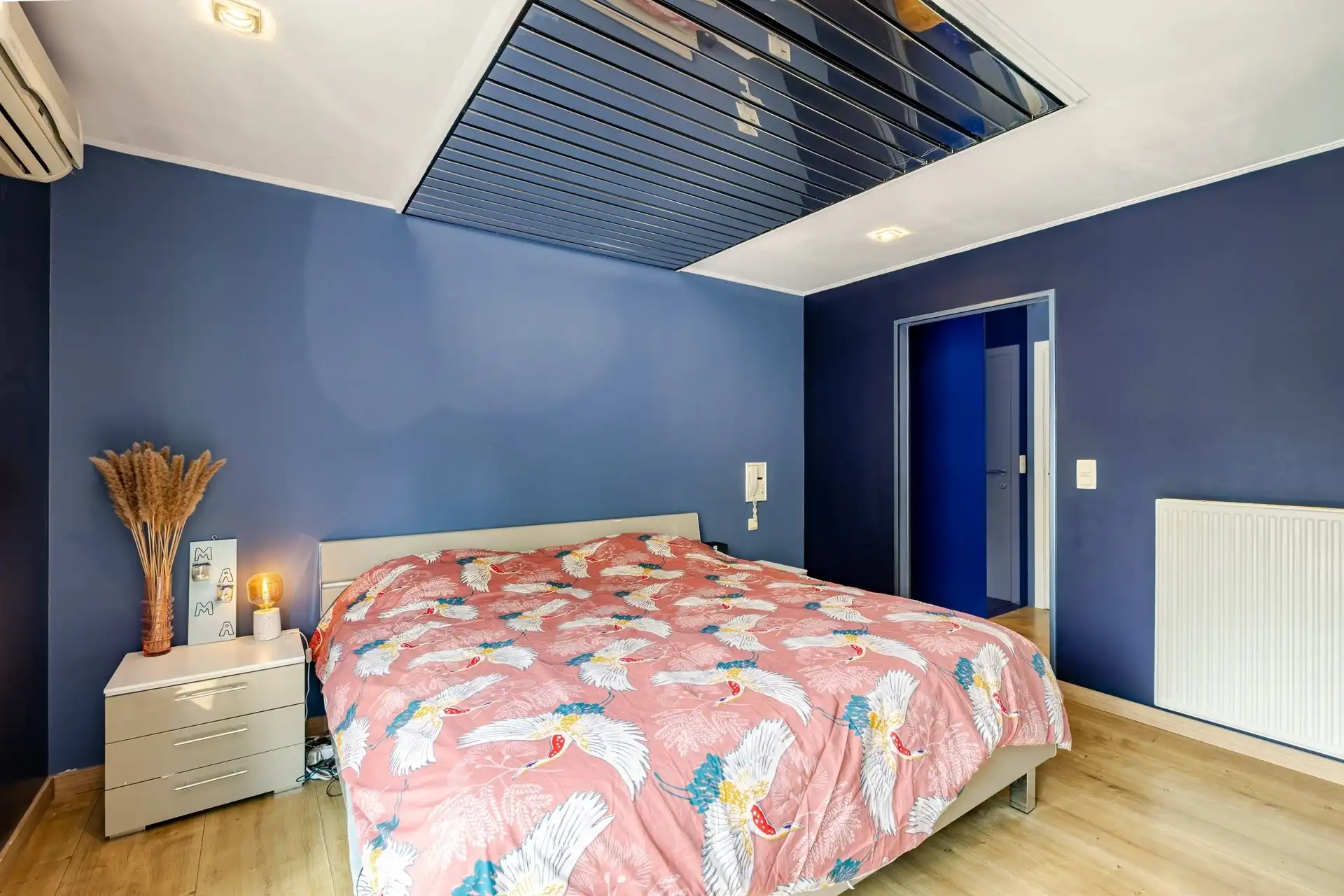 Instapklare en ruime gezinswoning met 5 slaapkamers, zonnige tuin en extra praktijk-/kantoorruimte op topligging te Aalst  foto 20