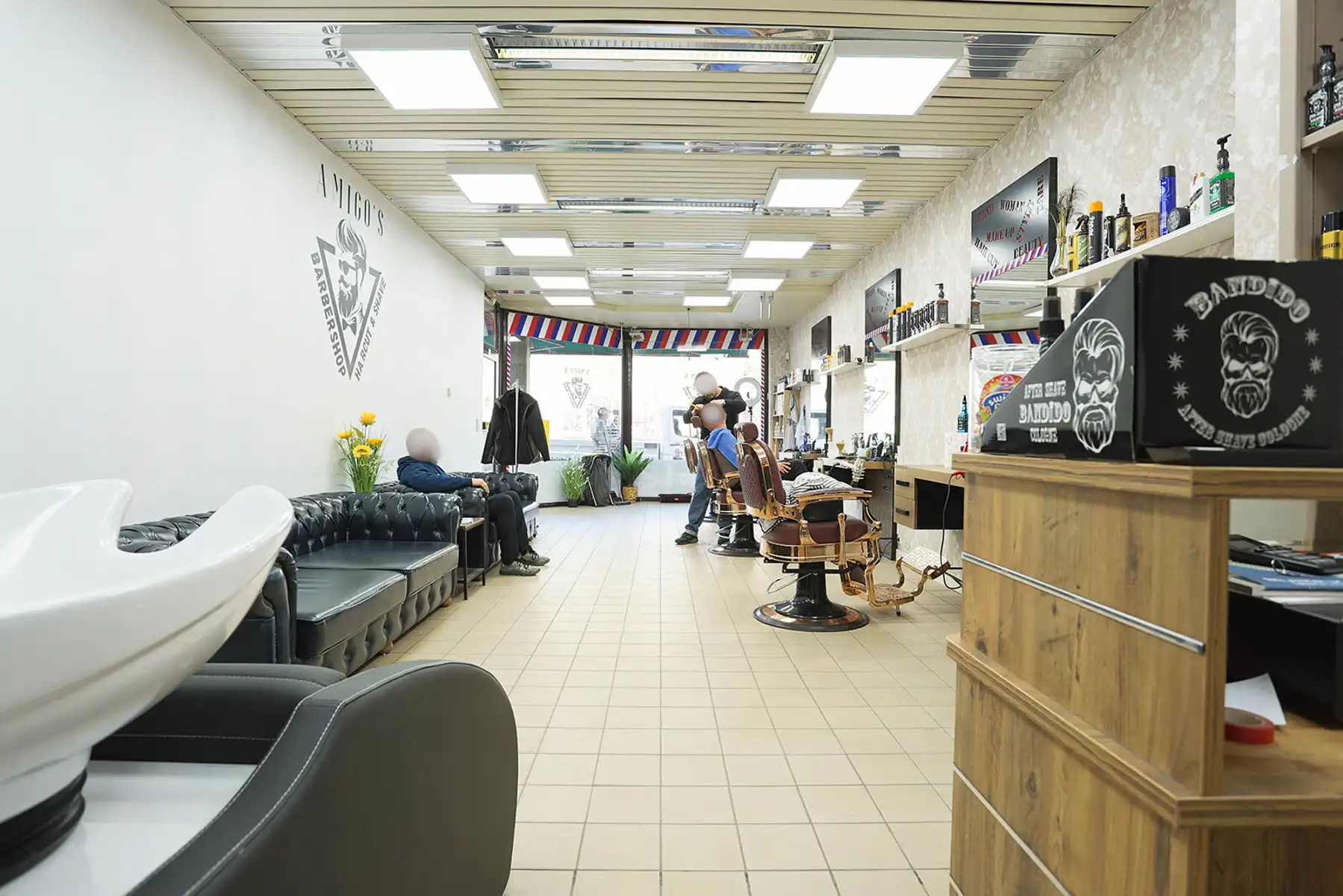 Gunstig gelegen handelspand met tuin in hartje Grobbendonk foto 9