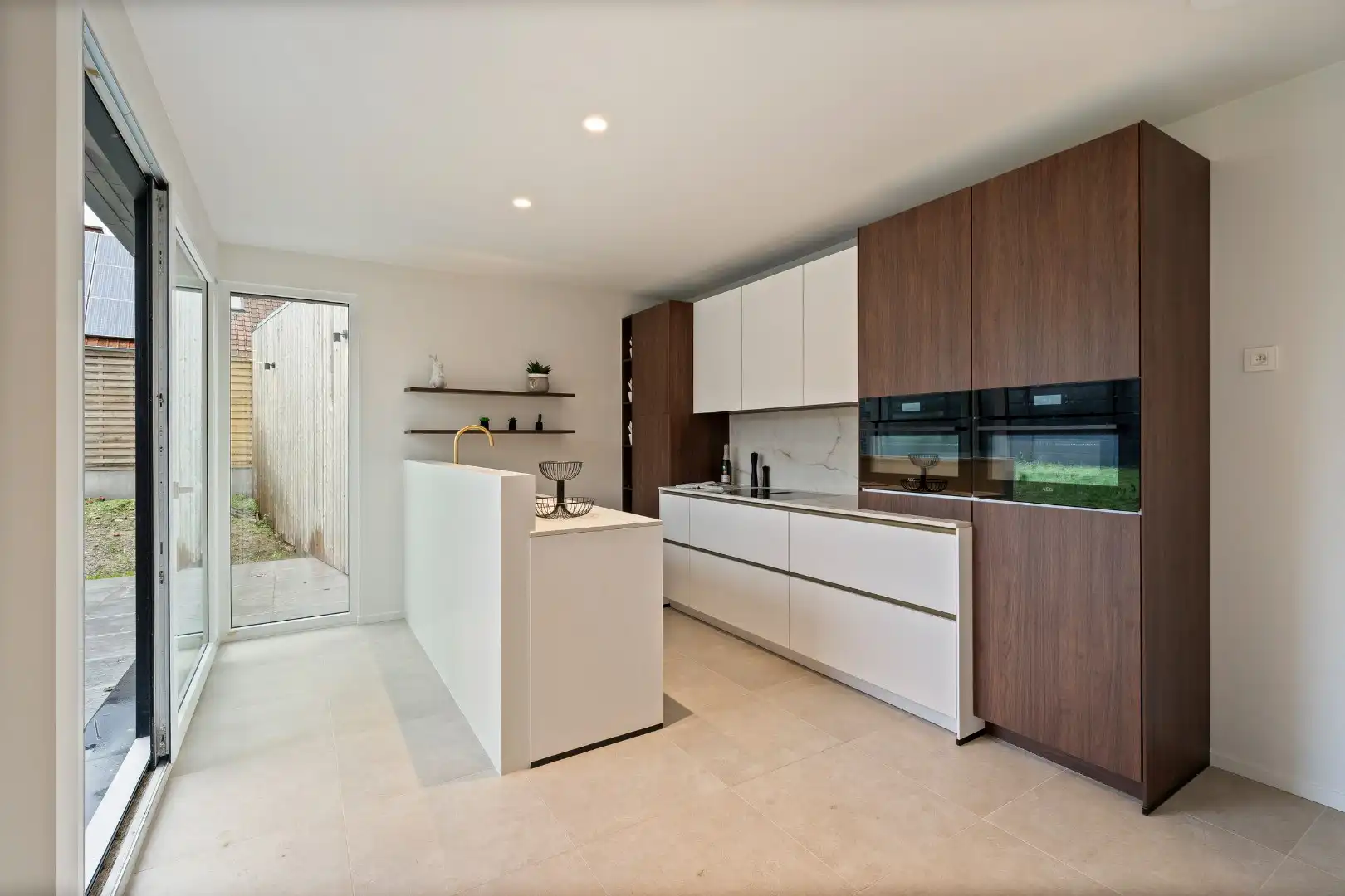 Nieuwbouwwoning met 3 slaapkamers en grote zolder, garage en tuin in Ooigem foto 2