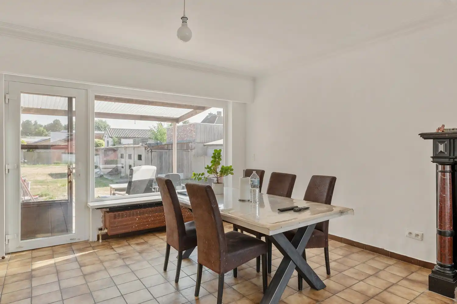 DEELS GERENOVEERDE WONING IN EEN RUSTIGE STRAAT foto 6
