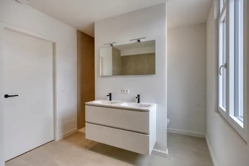 Herenhuis, 305 m2 bewoonb, met tuin en 50 meter van de schelde! foto 11