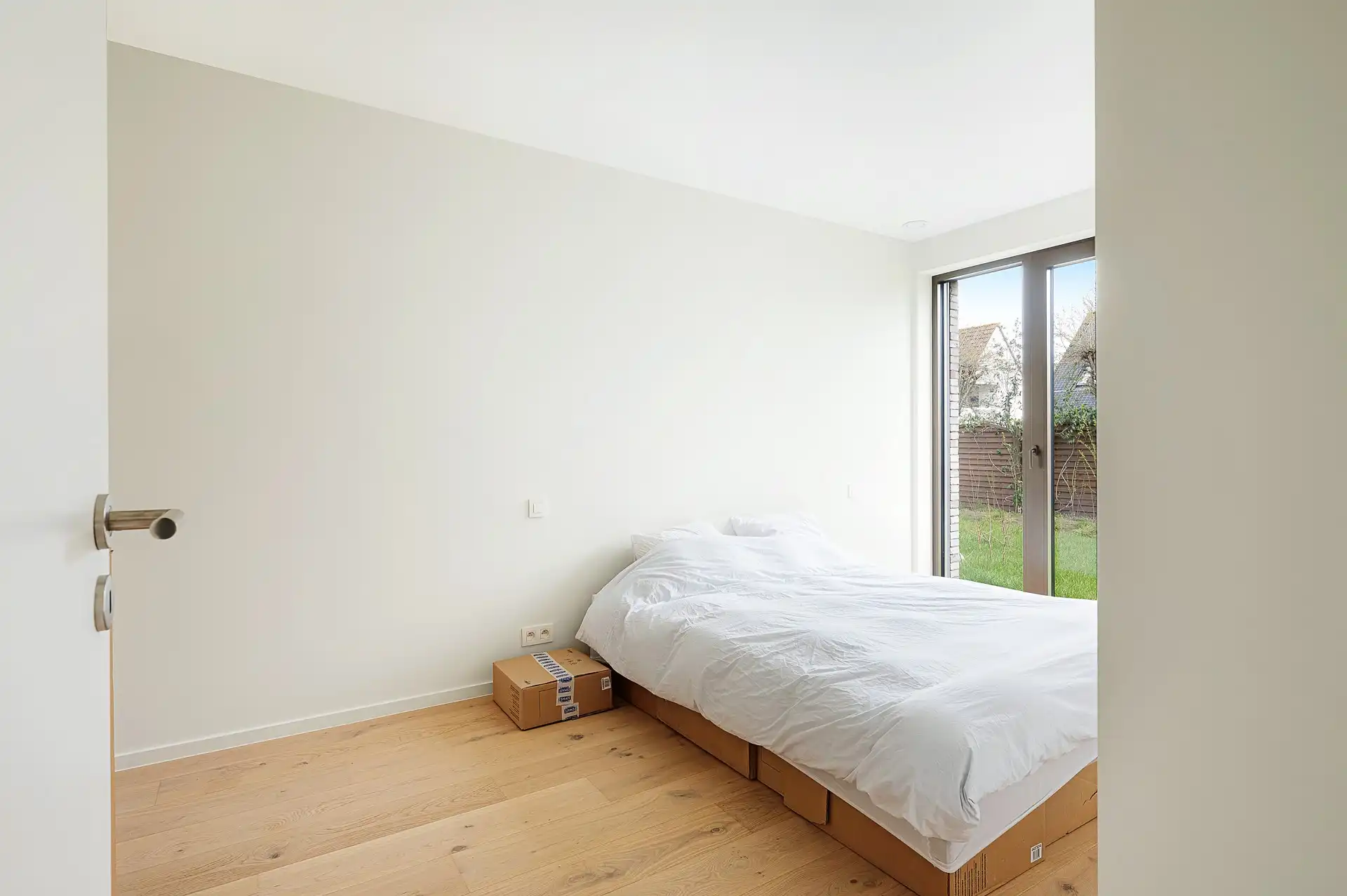 Architecturale BEN-woning met uitzonderlijke leefruimte en zonovergoten terrassen foto 25