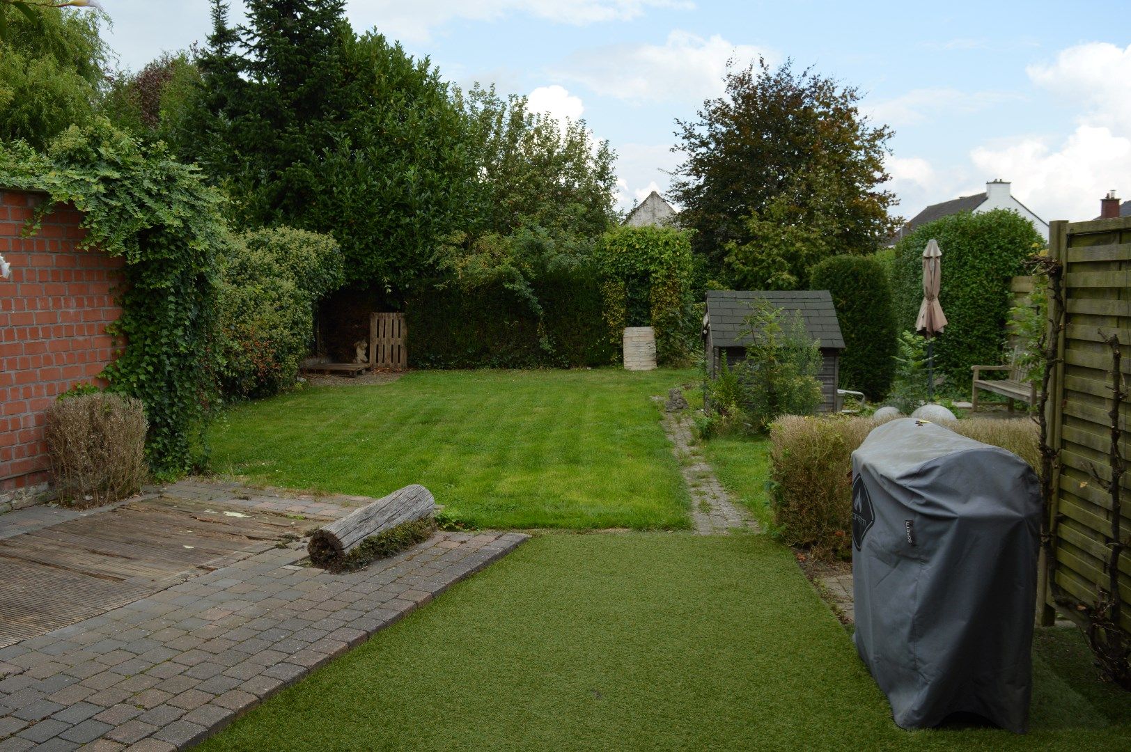 Verzorgde gezinswoning met 3 slaapkamers en tuin foto 18