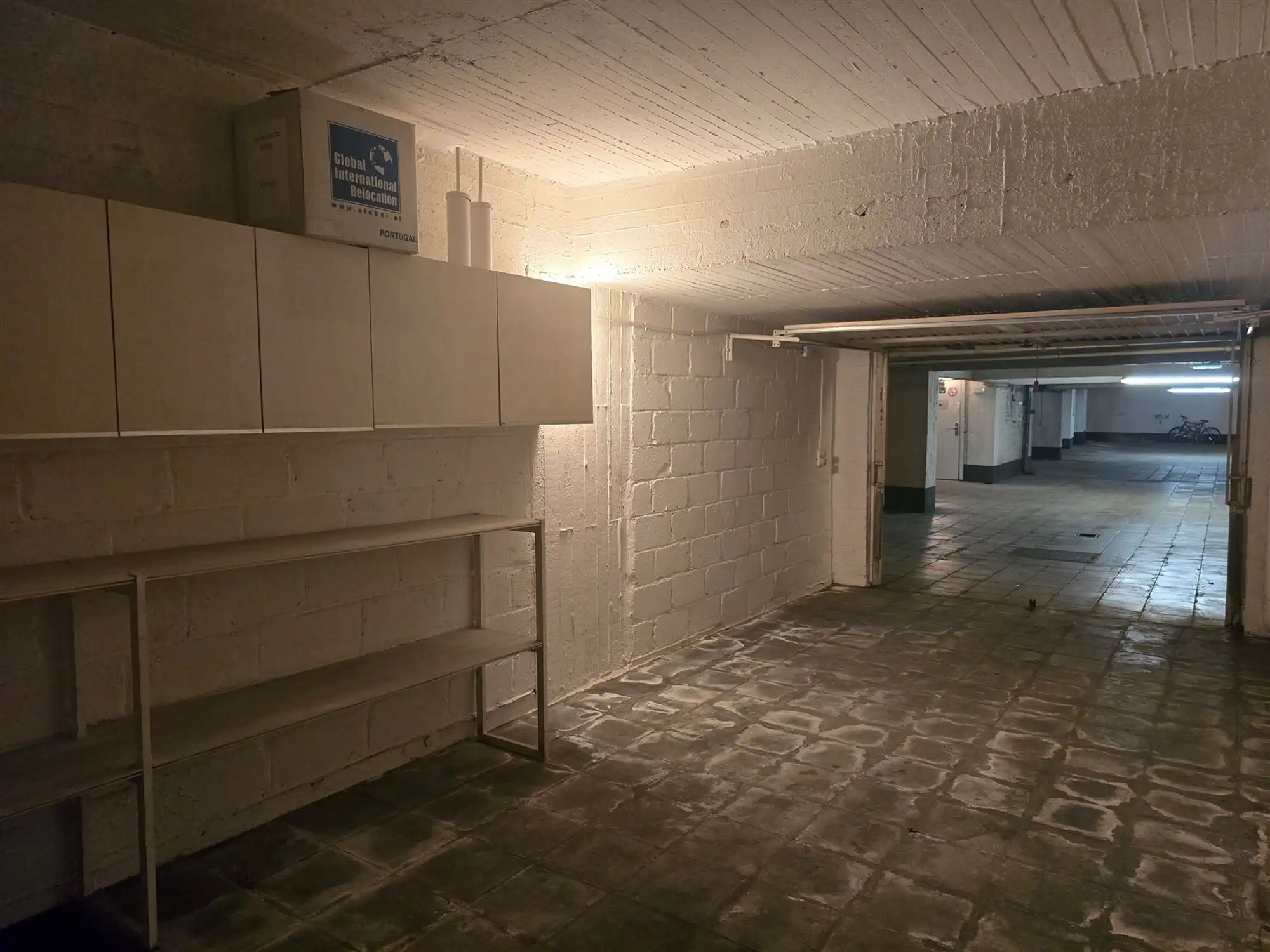 Omgeving Universiteit van Elsene/Abdij Ter Kameren - Ruime garagebox foto {{pictureIndex}}