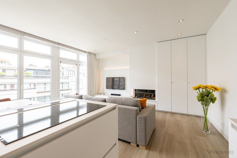 Stijlvol gerenoveerd appartement op een boogscheut van de zee en het winkelcentrum foto 17