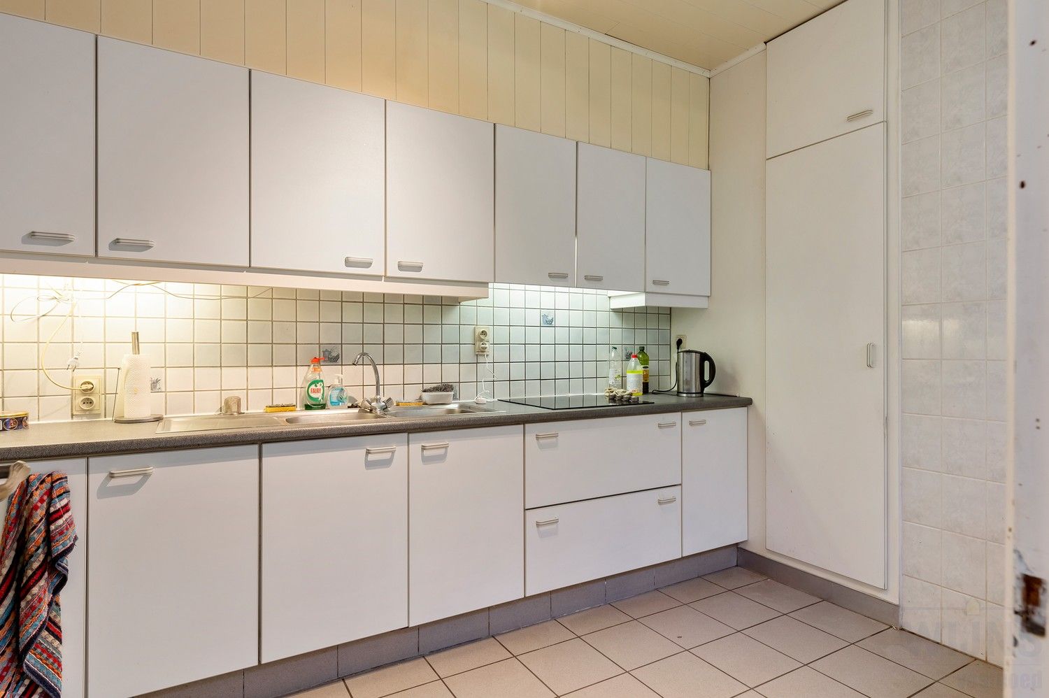 Opbrengsteigendom, twee wooneenheden met elk 2 slaapkamers. foto 15