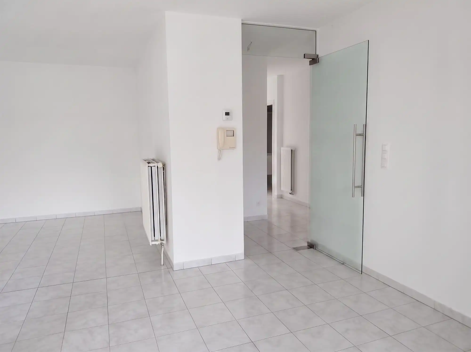 Appartement met 2 slaapkamers, 2 terrassen en garage. foto 9