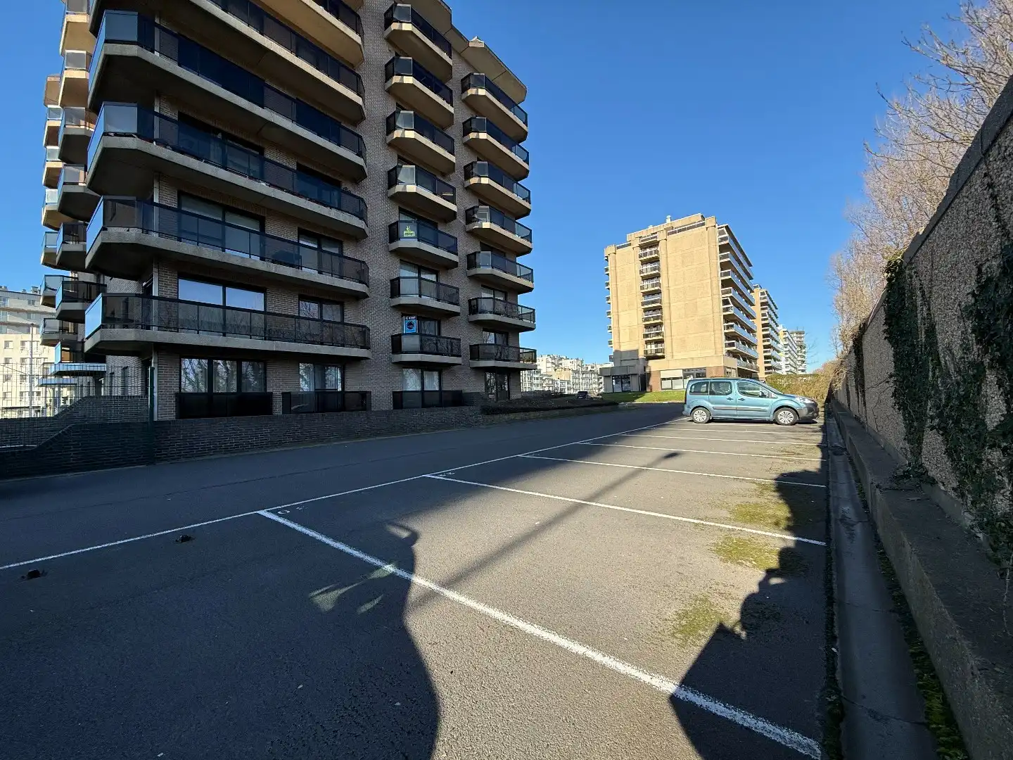 BUITENSTAANPLAATS VLAKBIJ ZEEDIJK foto 4