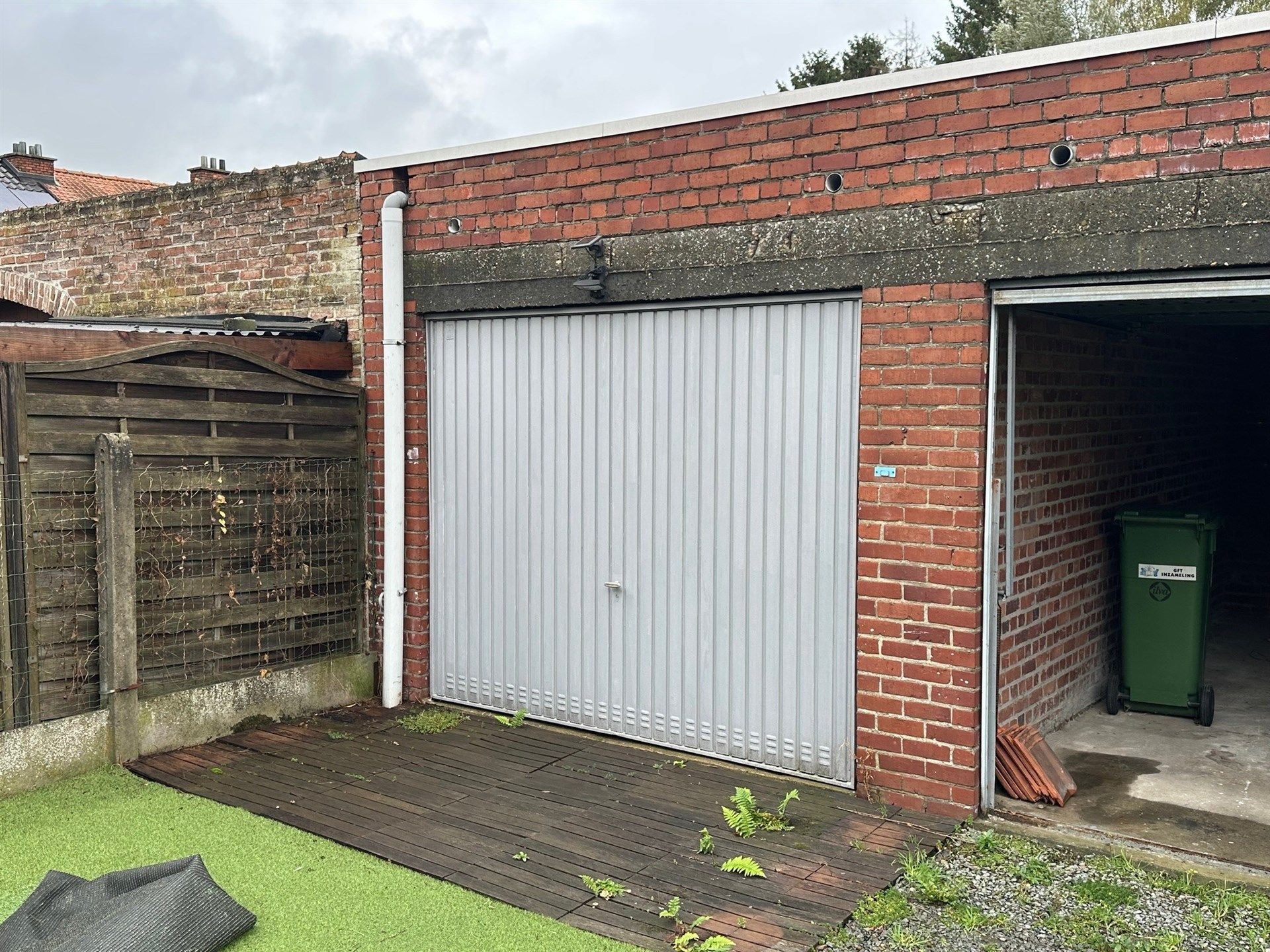 Op te frissen woning met twee slaapkamers en garage te Hofstade foto 26