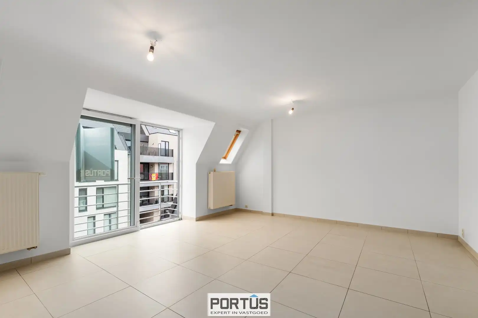 Appartement met twee slaapkamers te koop centrum Lombardsiijde foto 7