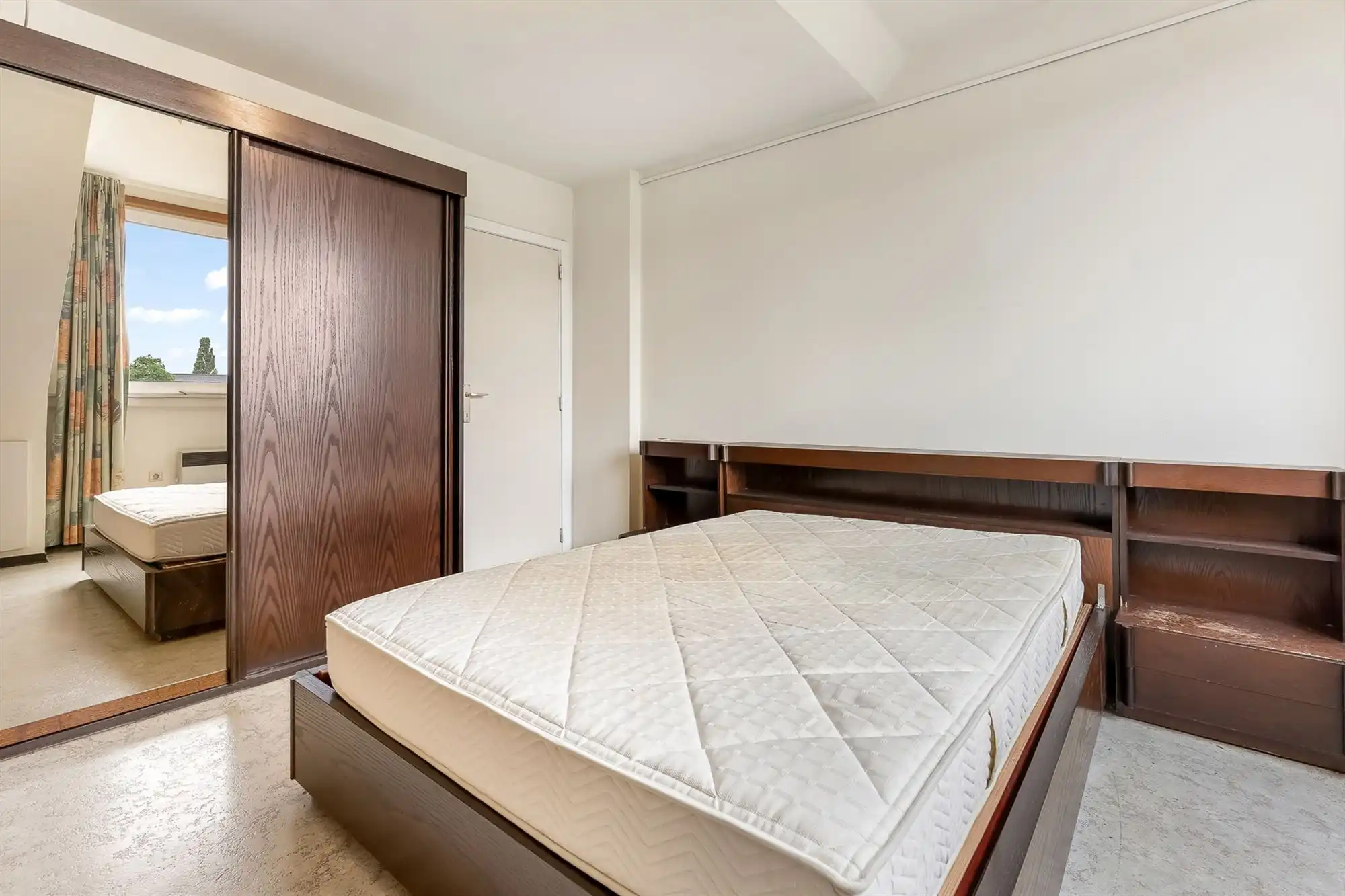 INSTAPKLAAR APPARTEMENT MET RUIM ZONNETERRAS PAL IN CENTRUM BALEN foto 13