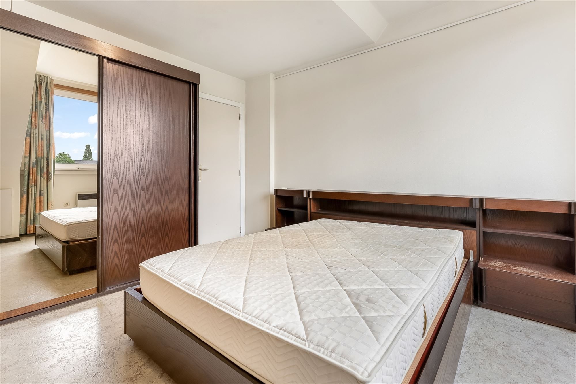 INSTAPKLAAR APPARTEMENT MET RUIM ZONNETERRAS PAL IN CENTRUM BALEN foto 13