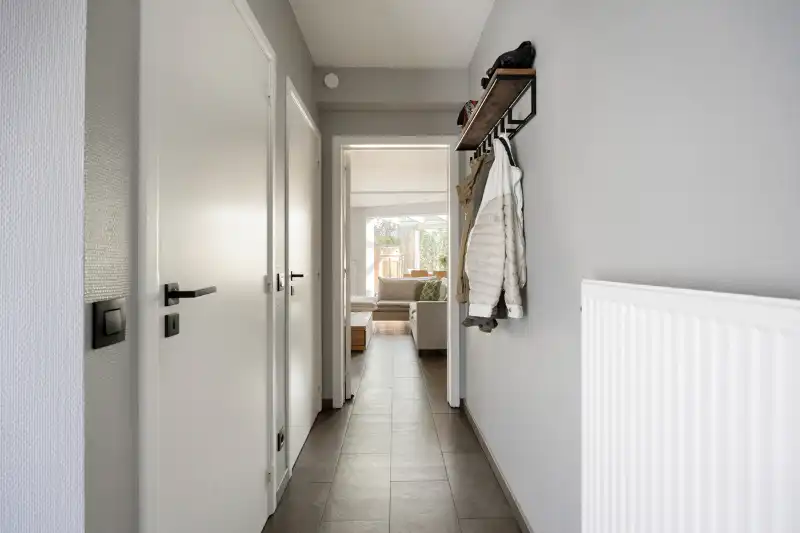Stijlvolle woning met 4 slaapkamers , tuin, EPC A foto 4
