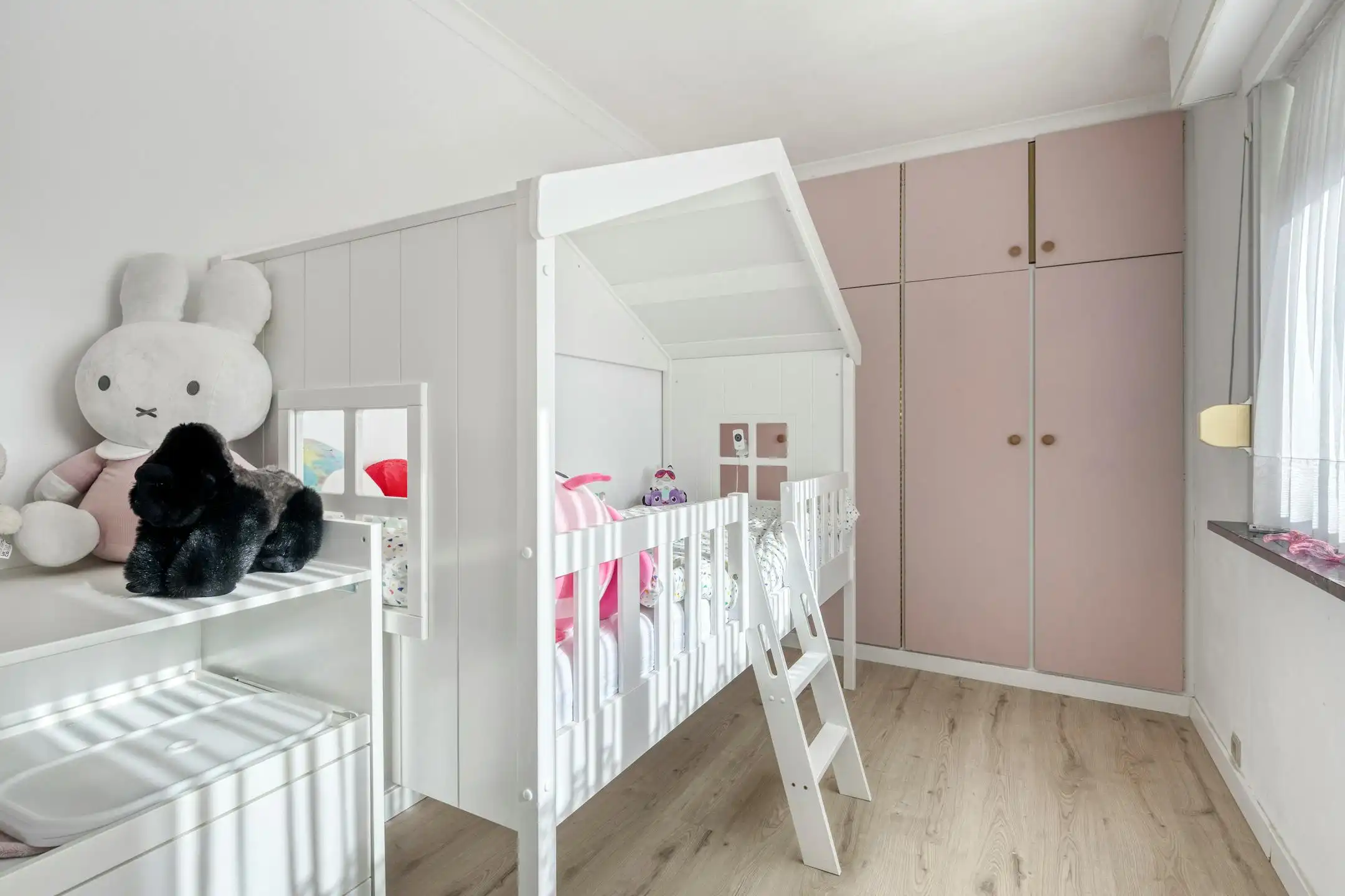 Instapklaar huis te Roeselare  foto 9