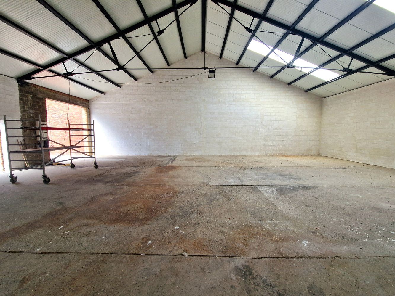 Ruime Woning 3 Slpk + Magazijn / KMO Werkplaats 263m² te Booischot foto 3
