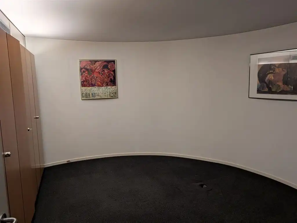 Handelsruimte op een bijzonder commerciële locatie in centrum 's-Gravenwezel foto 9