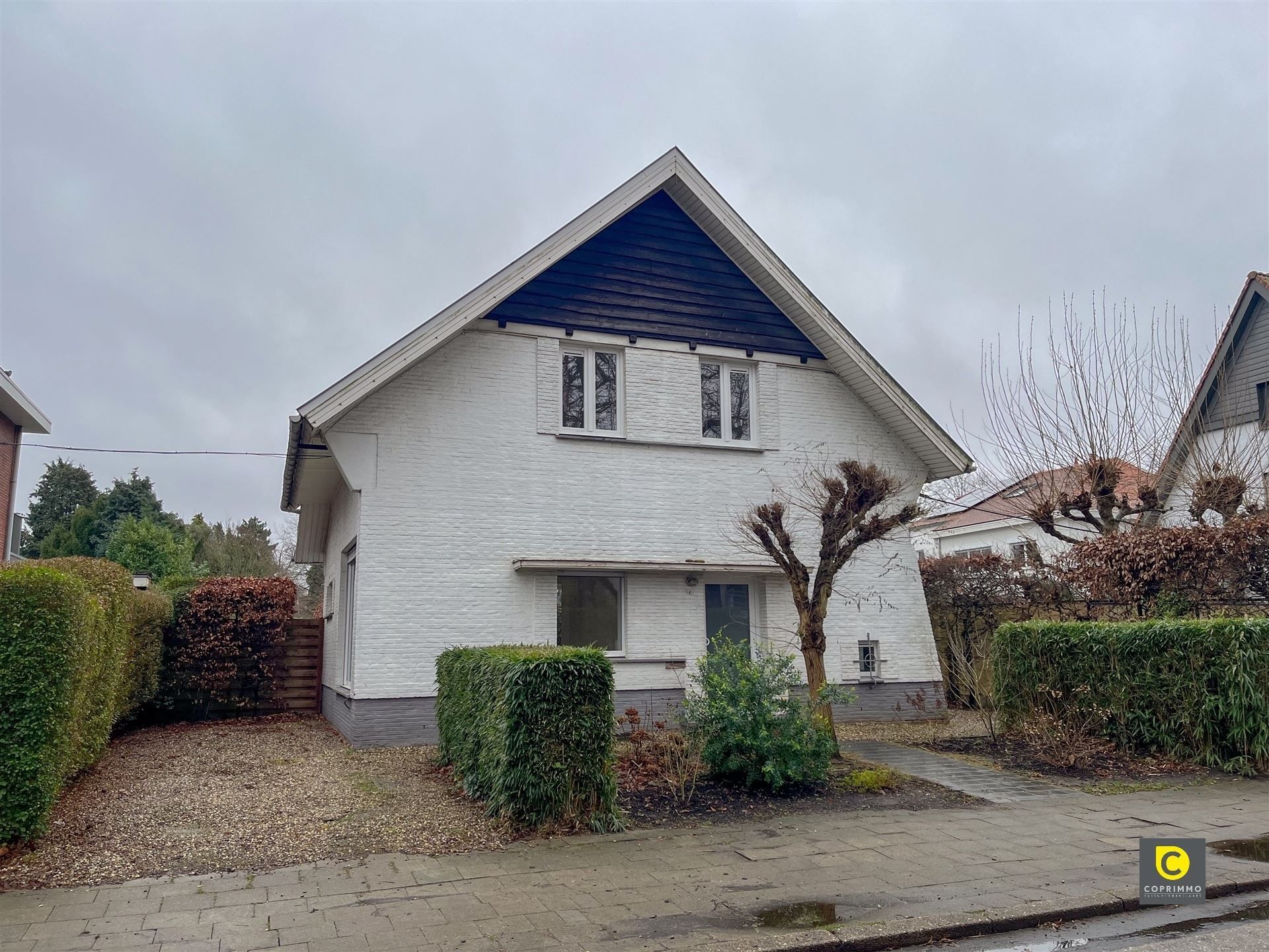 Vrijstaande swoning met 2 Slp foto {{pictureIndex}}