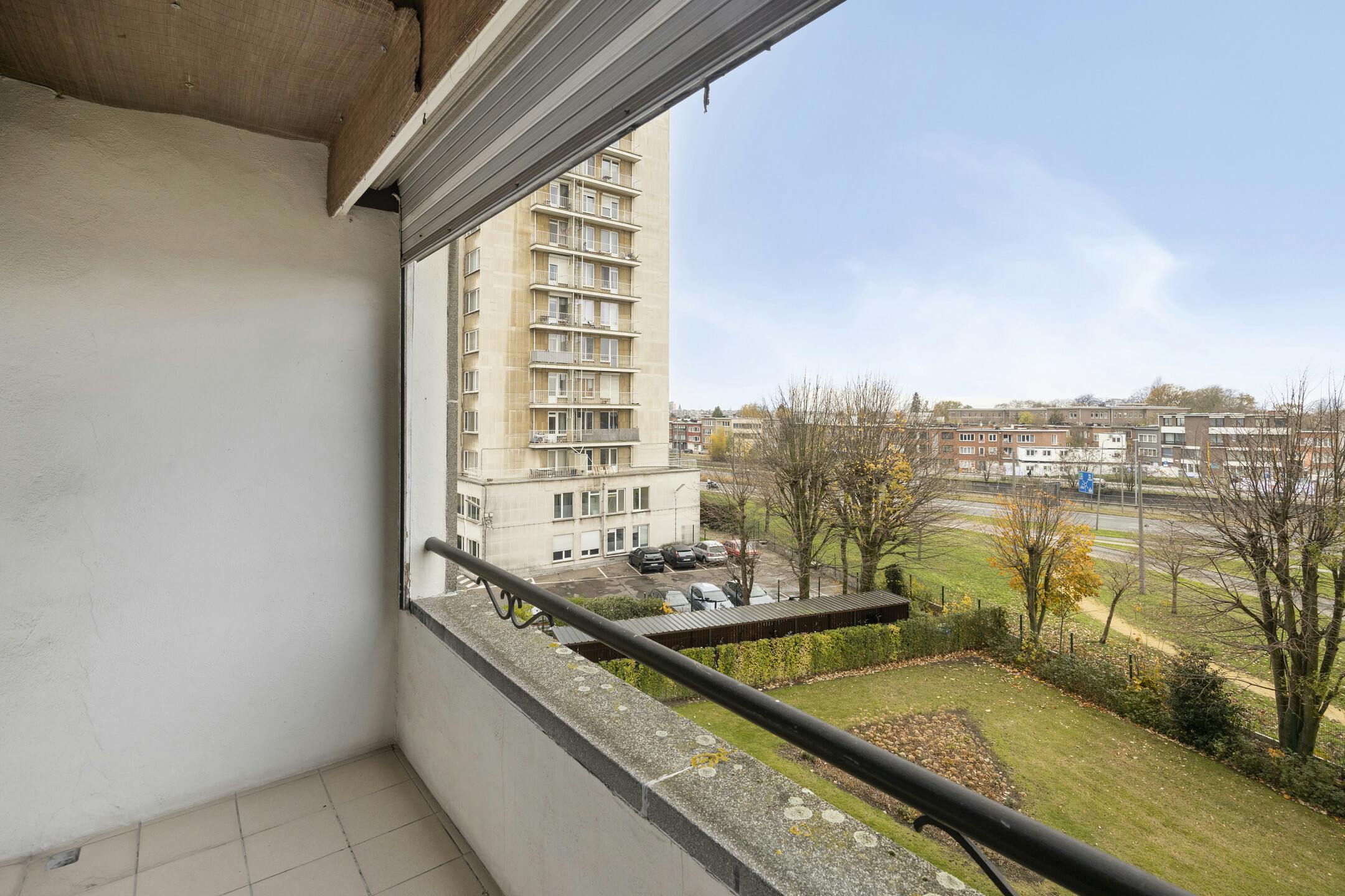 Appartement met 2 slaapkamers en terras te koop in Antwerpen foto 6