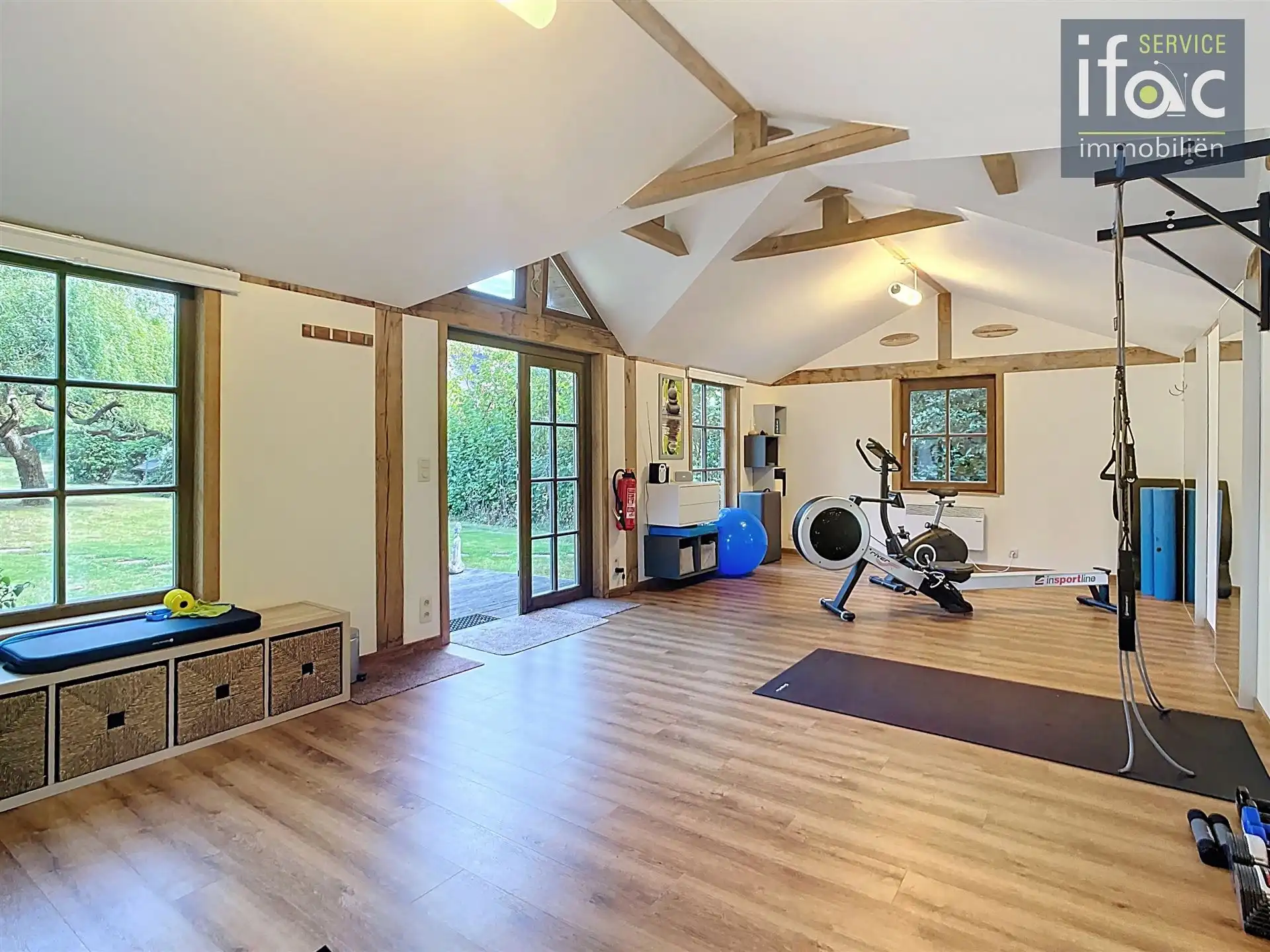 Fantastische villa met 3 slpk en bijbouw in tuin foto 36