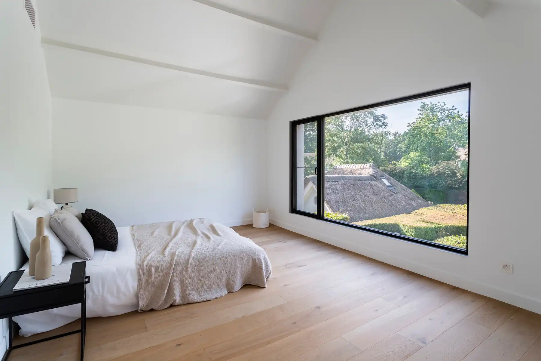 Recent gerenoveerde villa op toplocatie in Brasschaat foto 14