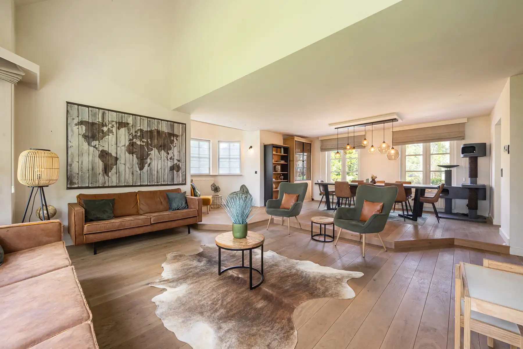 TIJDLOZE VILLA OP DE GRENS MET SCHILDE foto 5