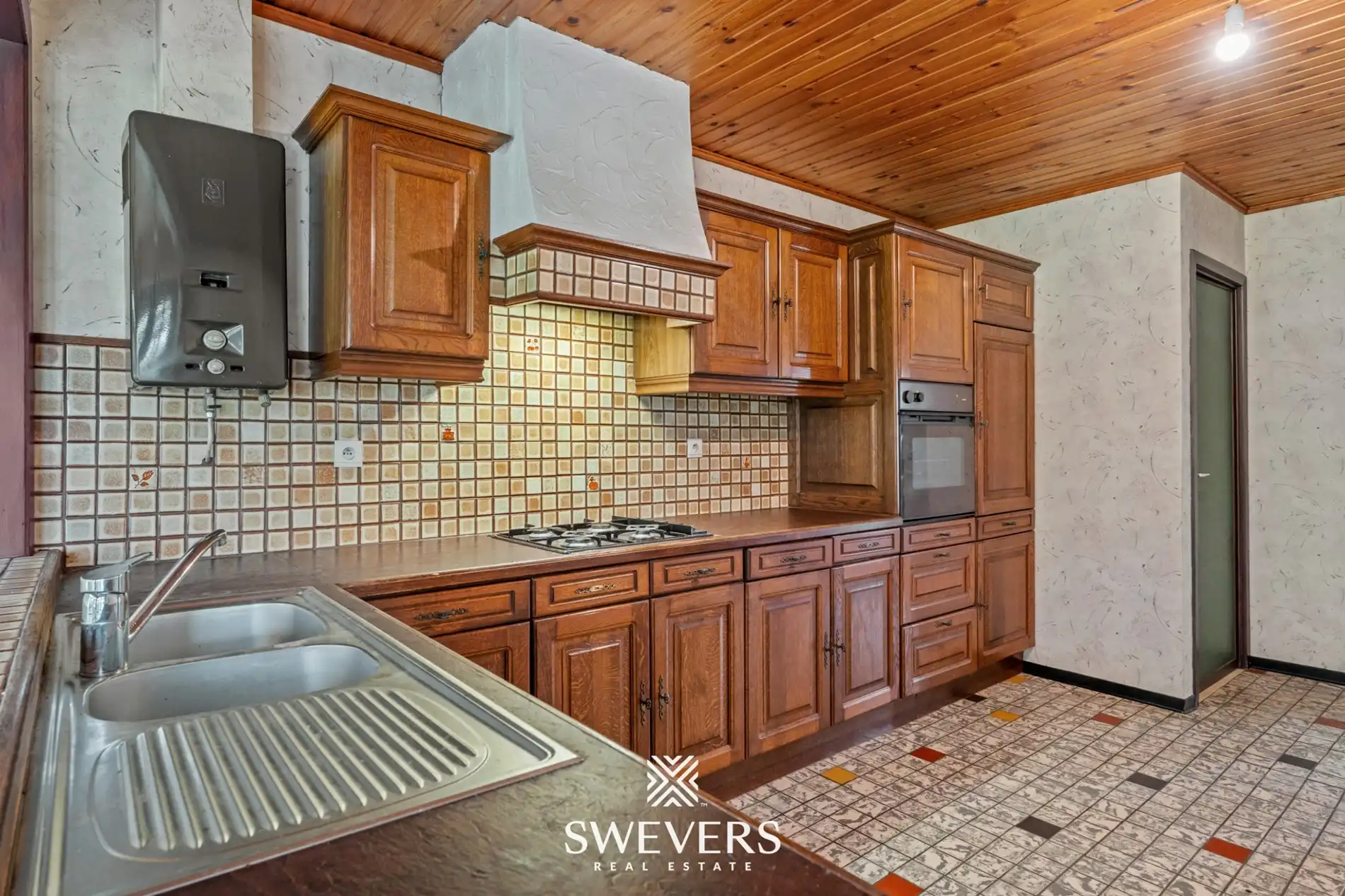 Praktische, alleenstaande woning gelegen op een perceel van 21a 08ca in Heusden-Zolder foto 11