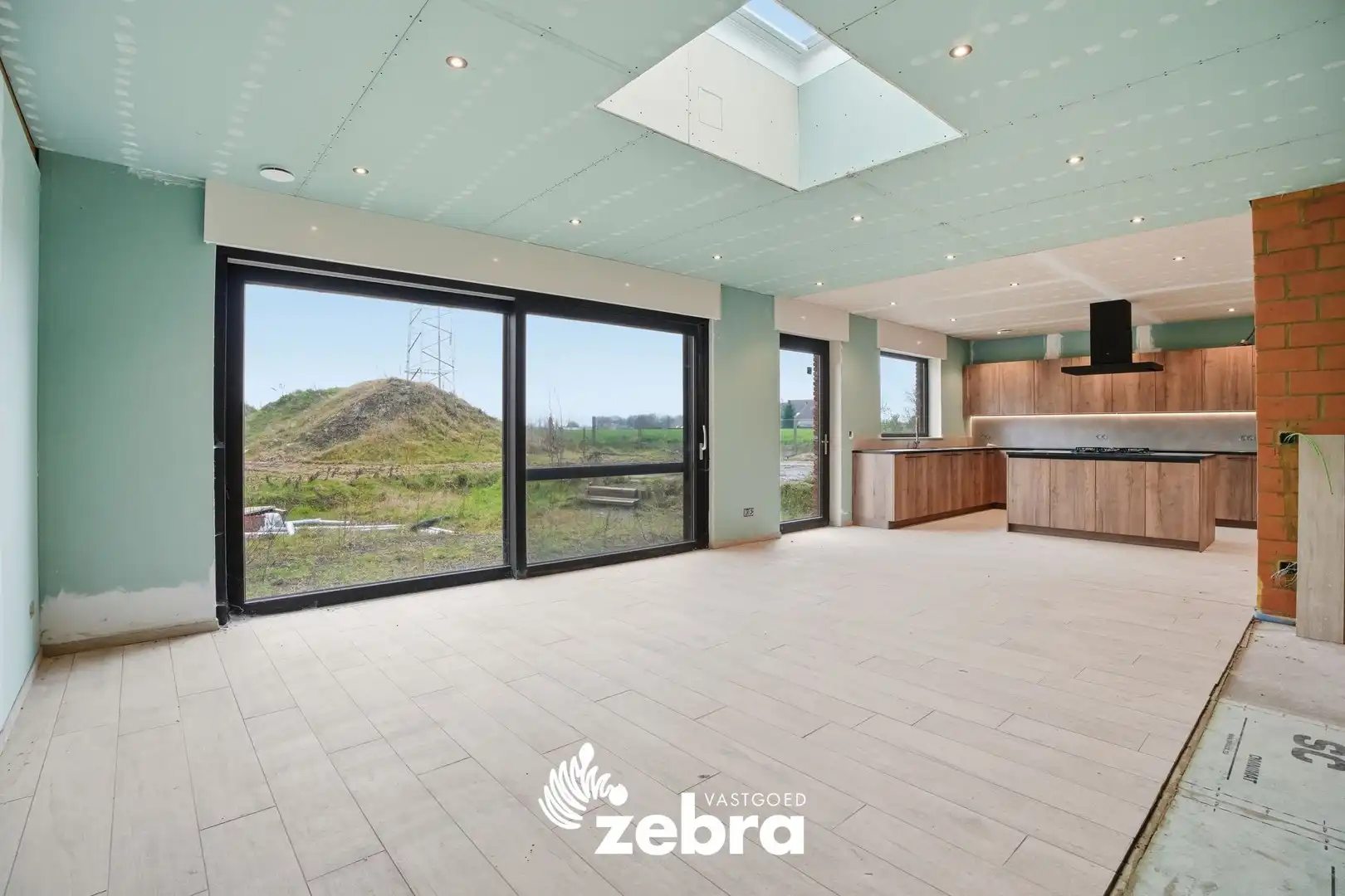 Woning met loods op landelijke ligging te Ingelmunster! foto 8